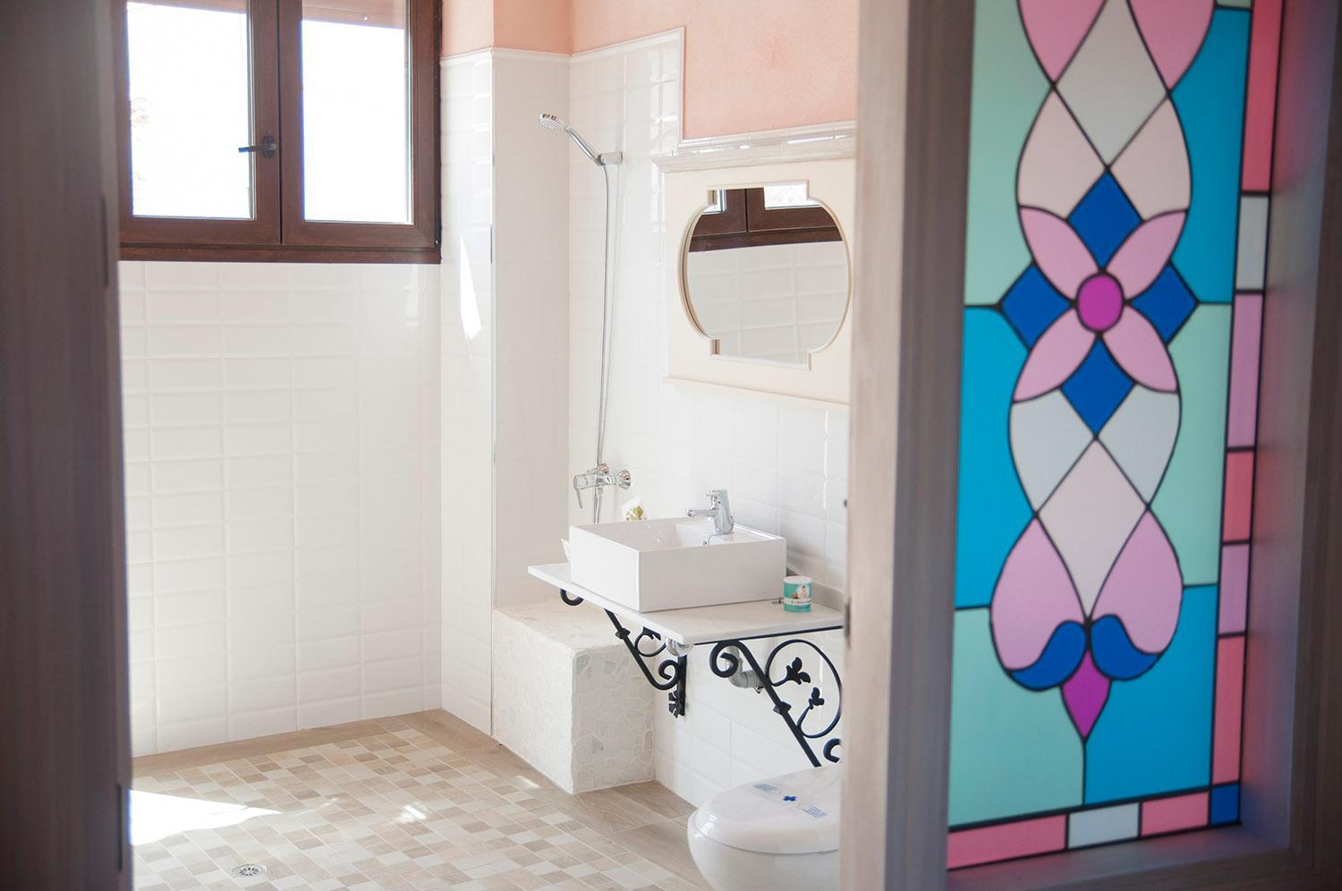 Deluxe King Suite - Photo 1