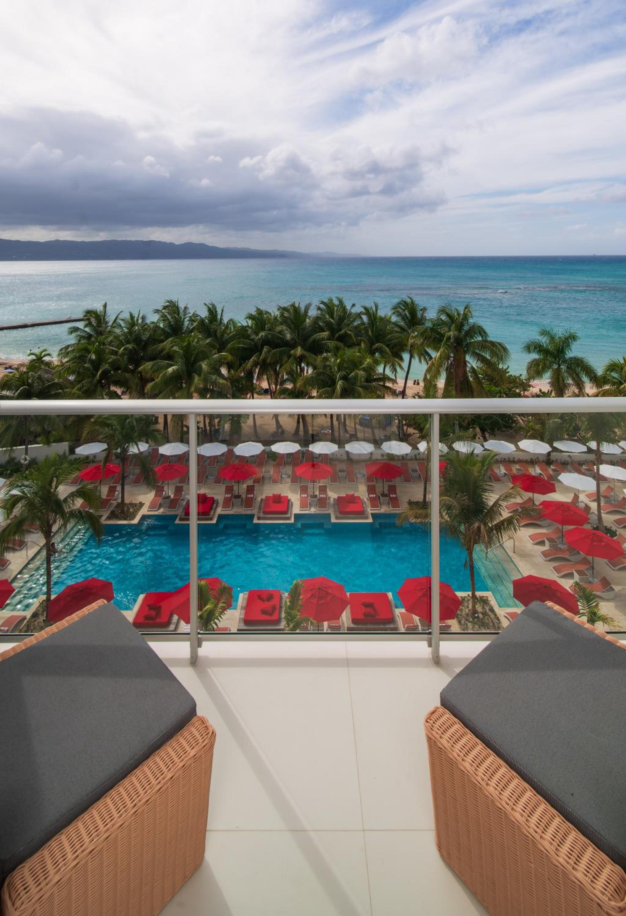 Sky Suite King Ocean View