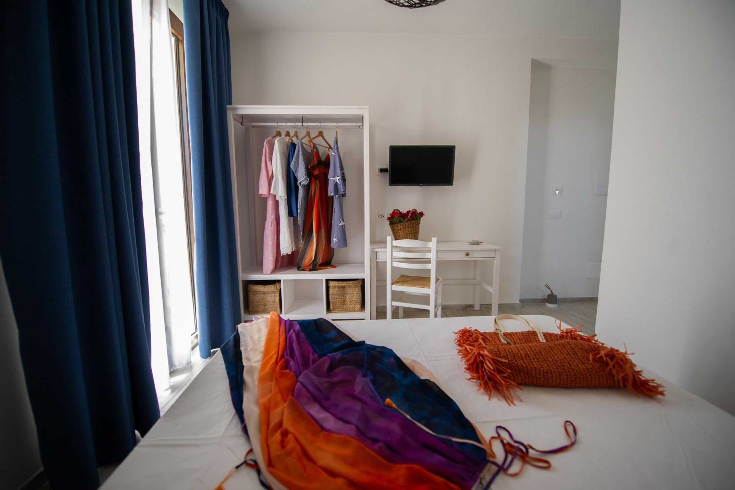 Queen Room with Pool View