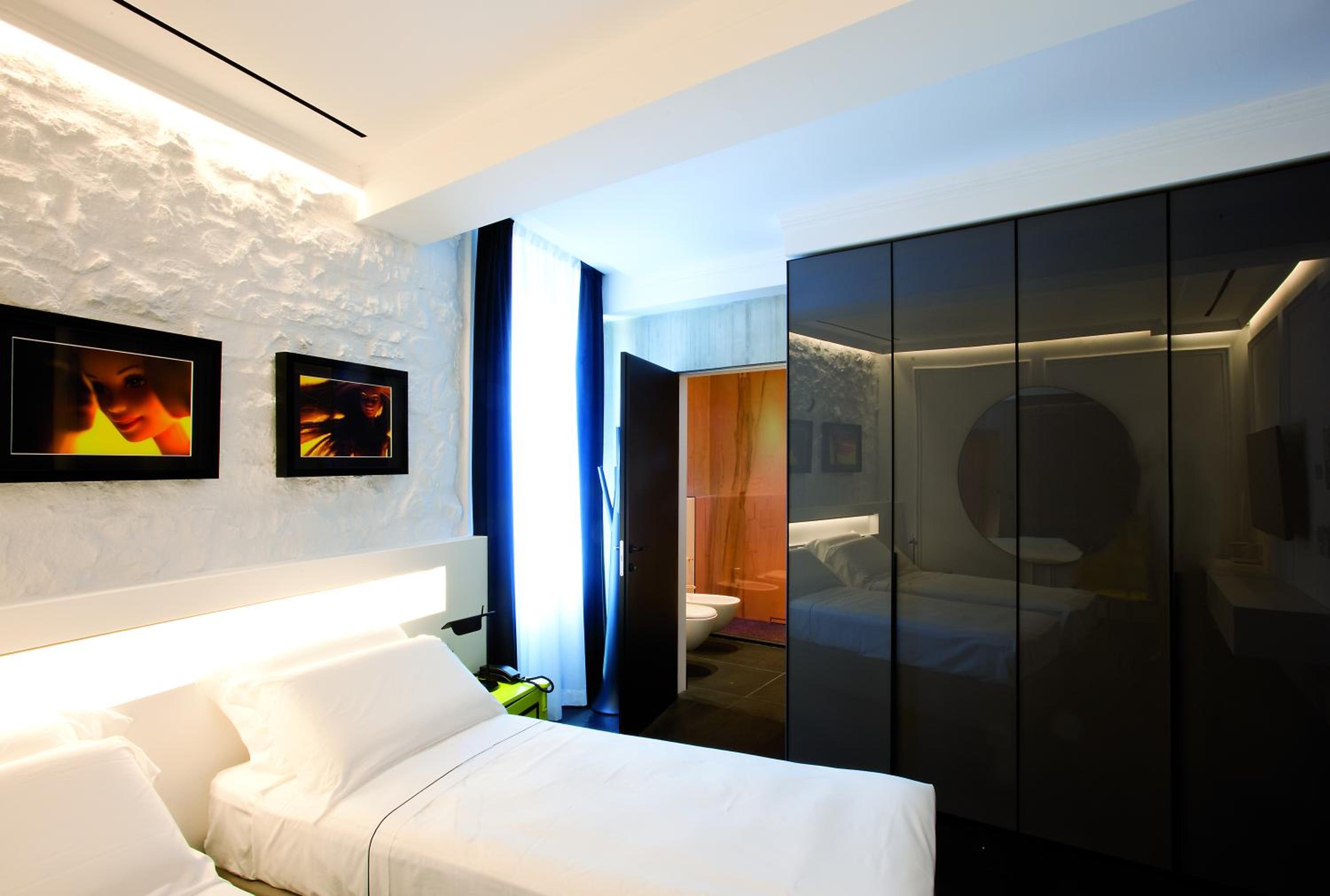 Superior Double or Twin Room - Photo 6