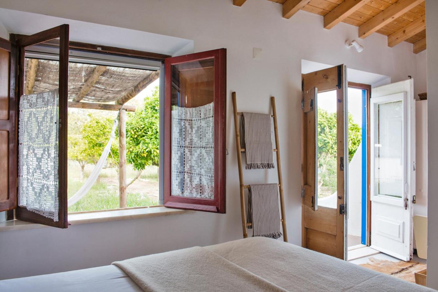  Small Double with Countryside View - Photo 4