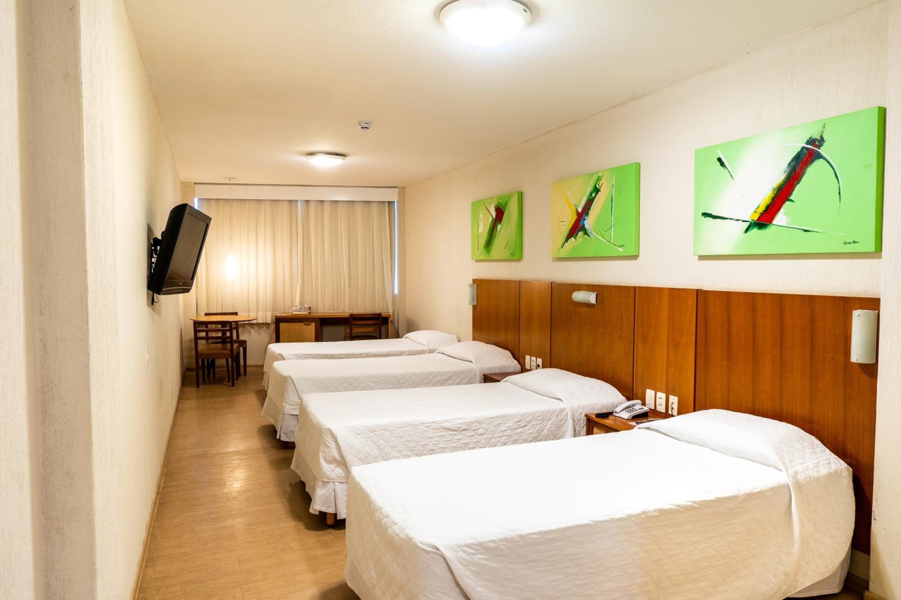 Standard Quadruple Room - Photo 2