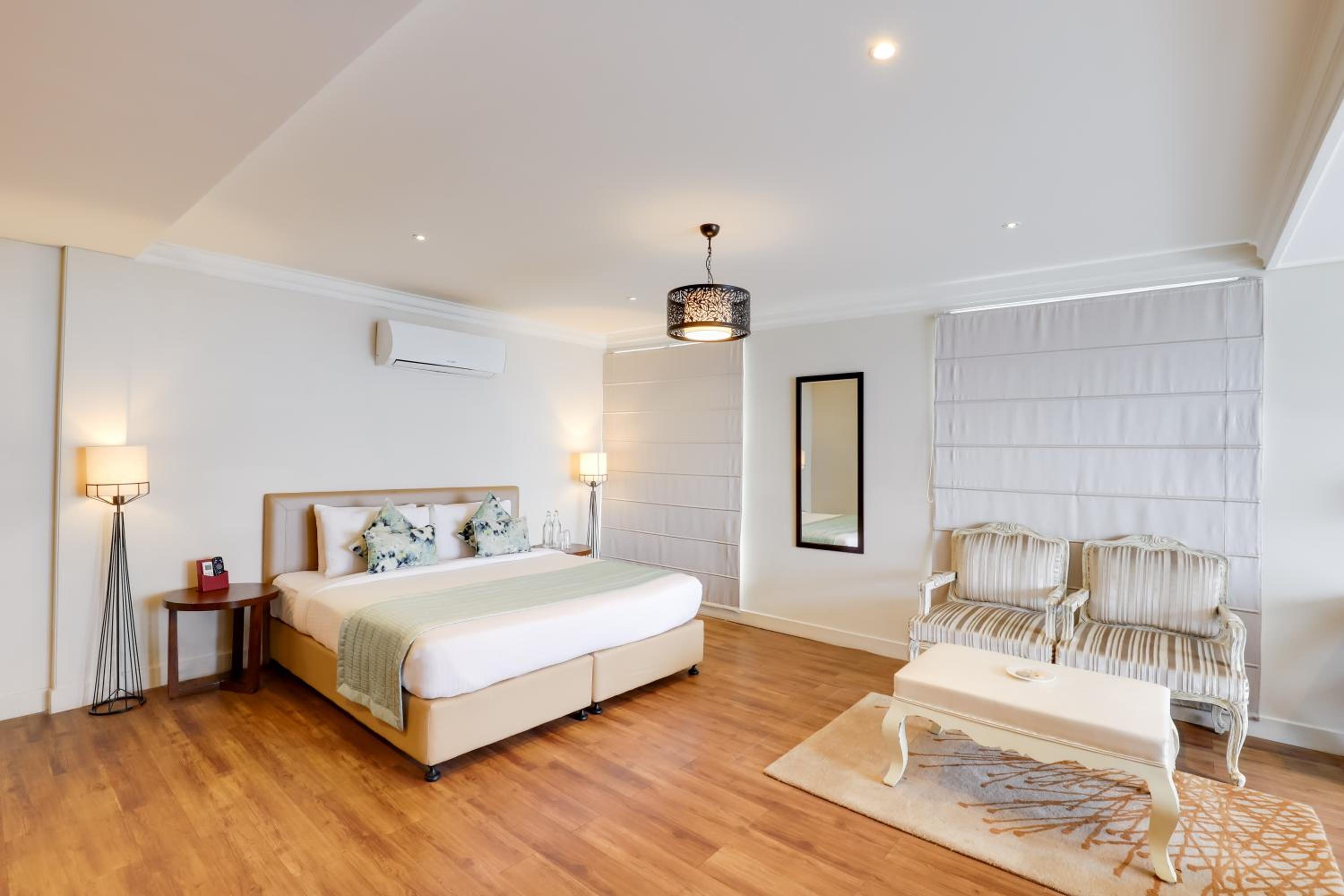 Family Room with Valley View & Balcony