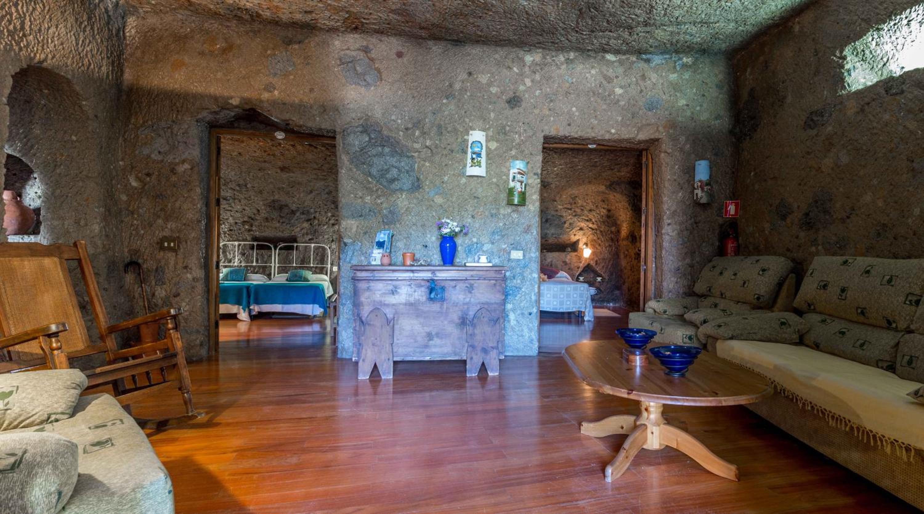 Cueva de dos dormitorios (4 adultos)