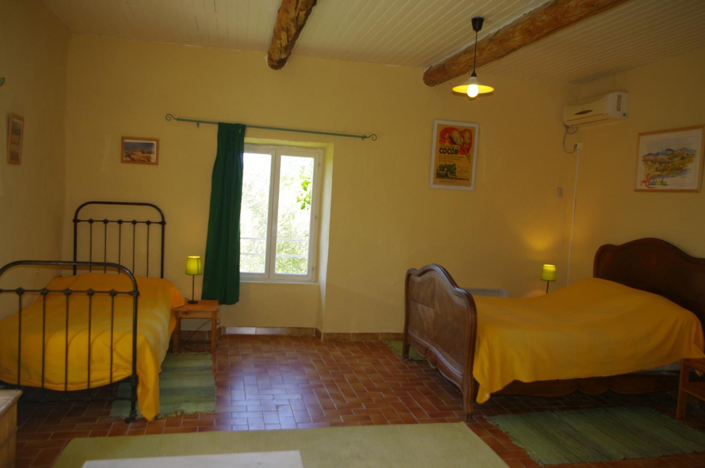 Comfort Triple Room with Shower photo 3