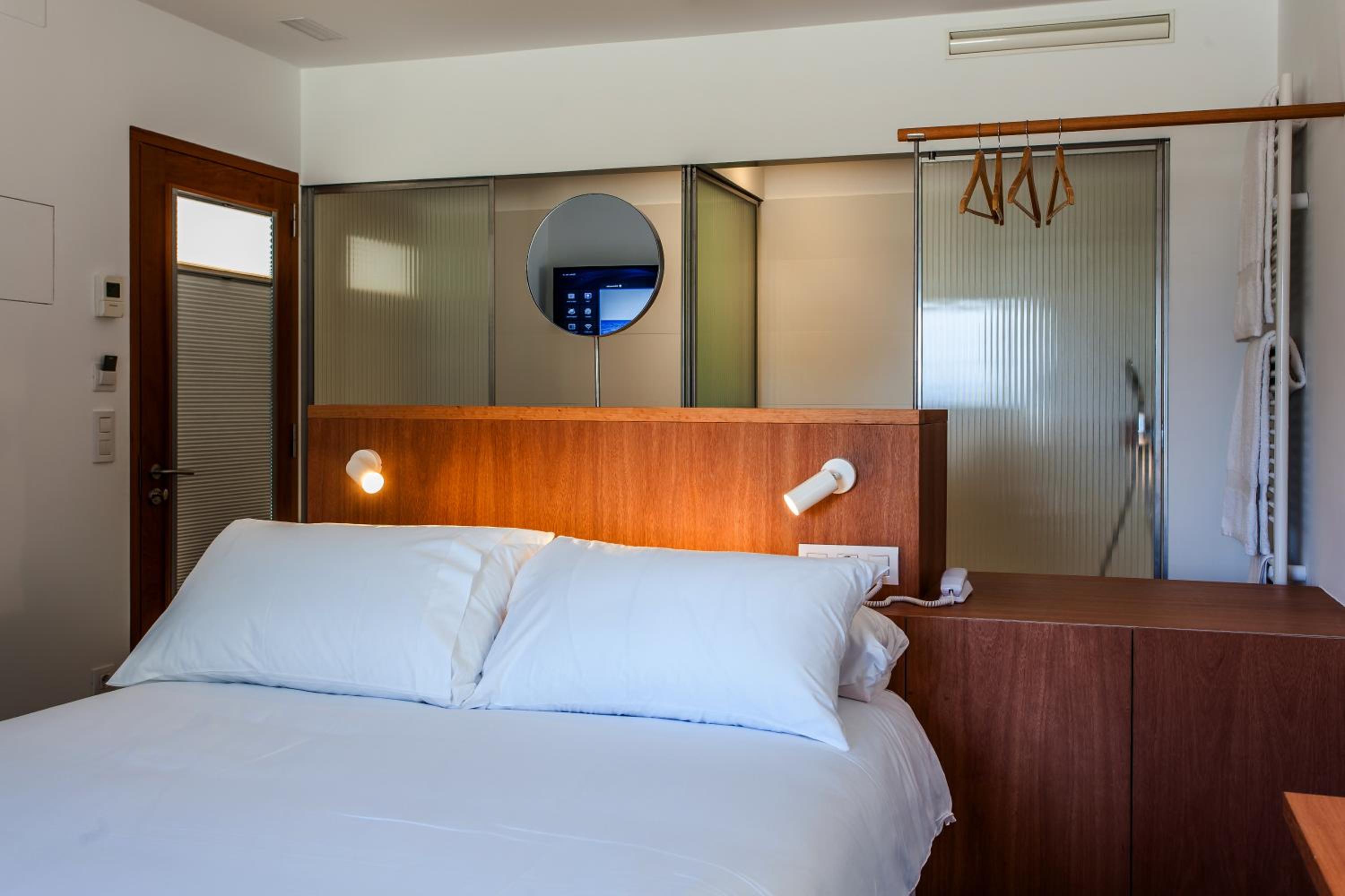 Deluxe Double Room with Sea View photo 2
