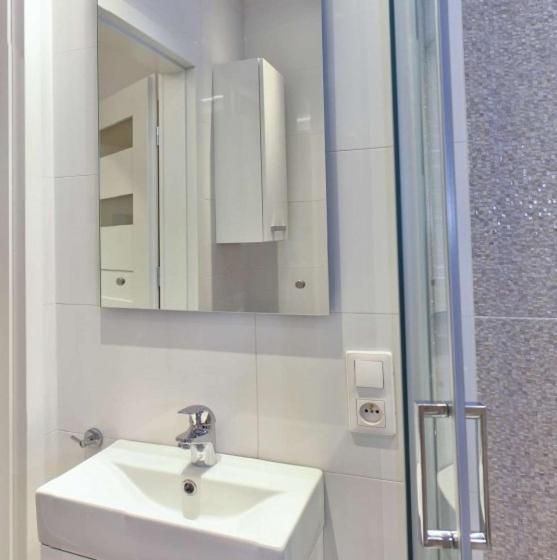 Apartment - Photo 8