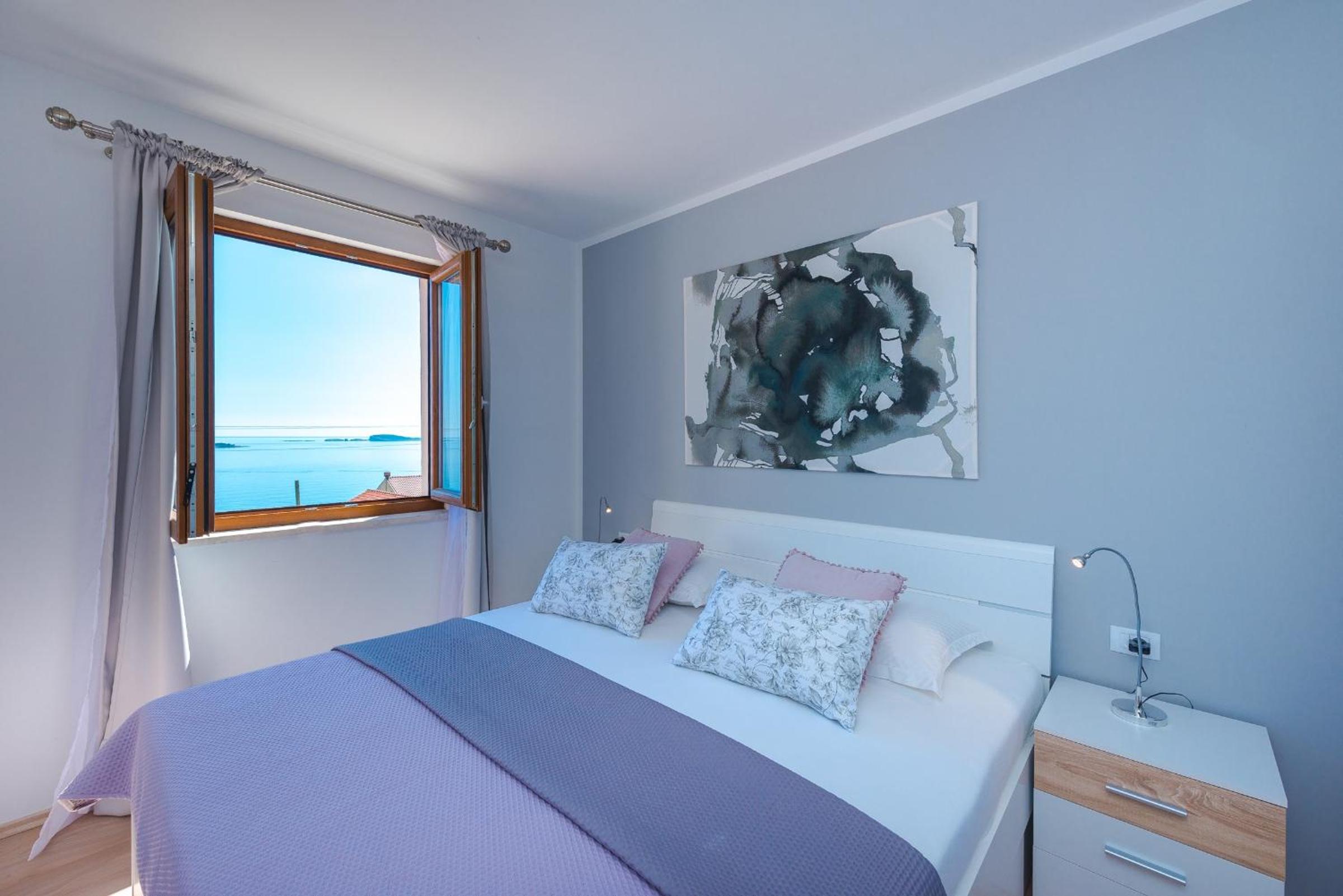 Superior One-Bedroom Apartment with Balcony and Sea VIew