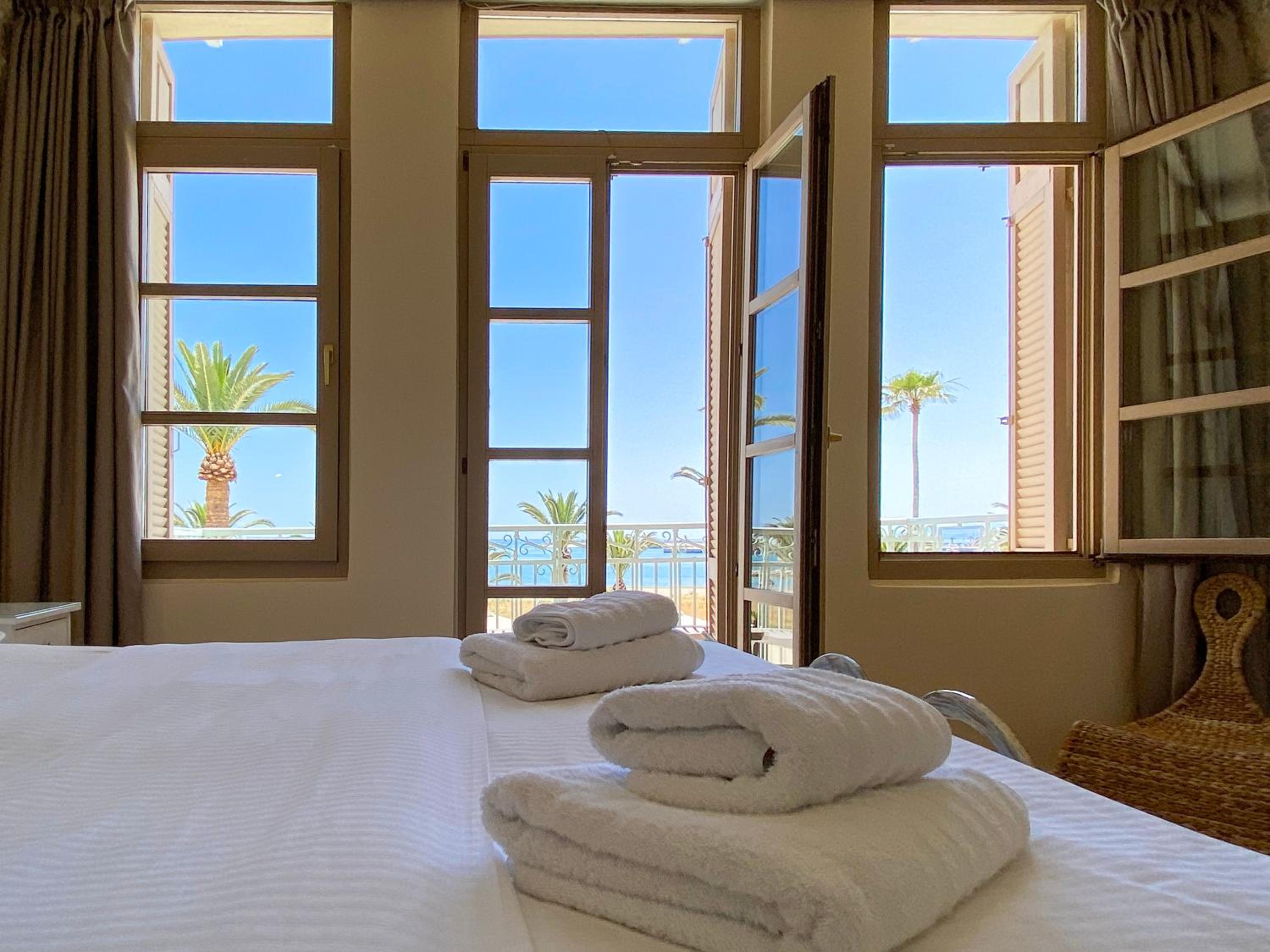 Two-Bedroom Suite - Photo 10