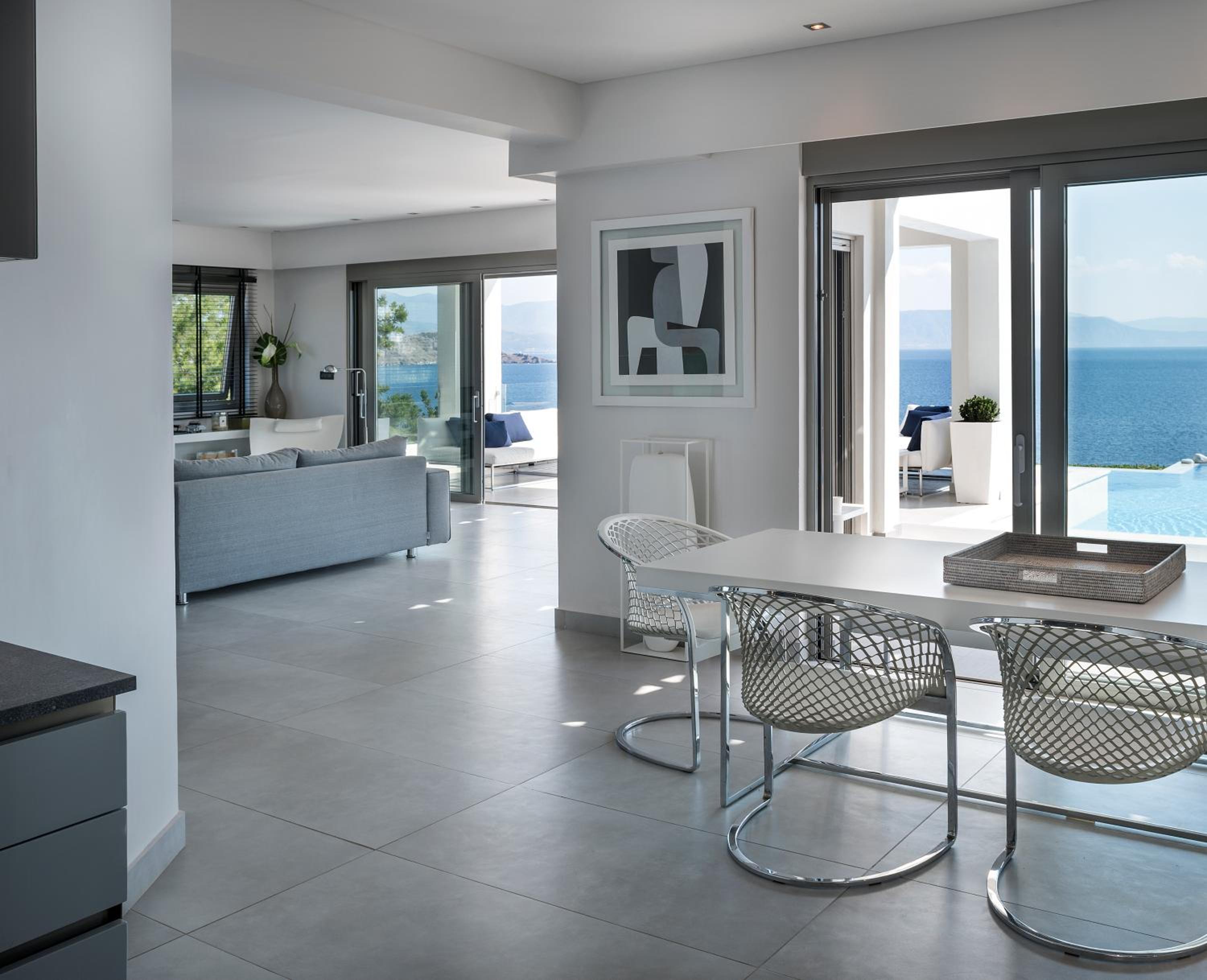 Villa - Beach Front photo 1