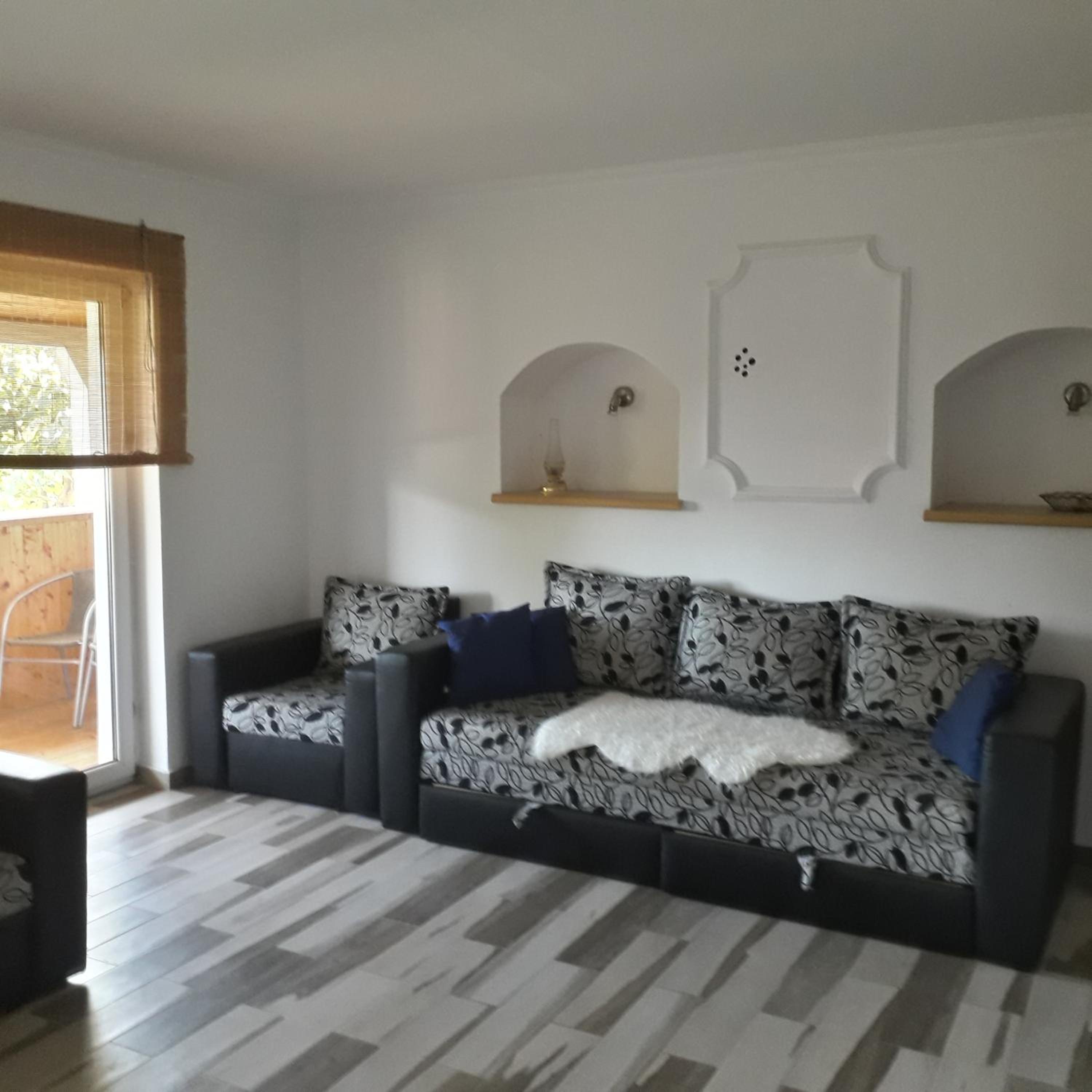 Two-Bedroom Apartment with Balcony photo 2