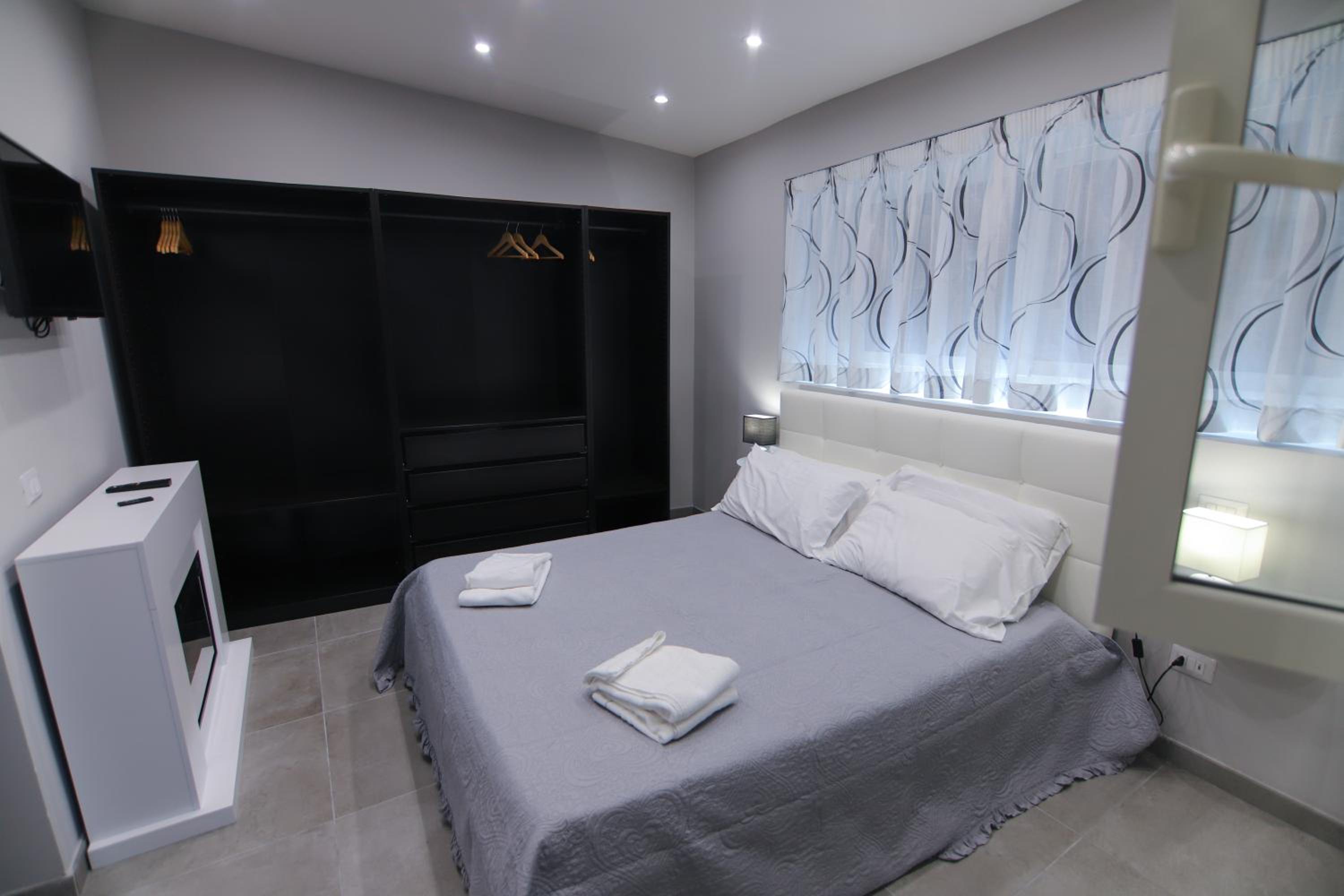 Quadruple Room with Terrace