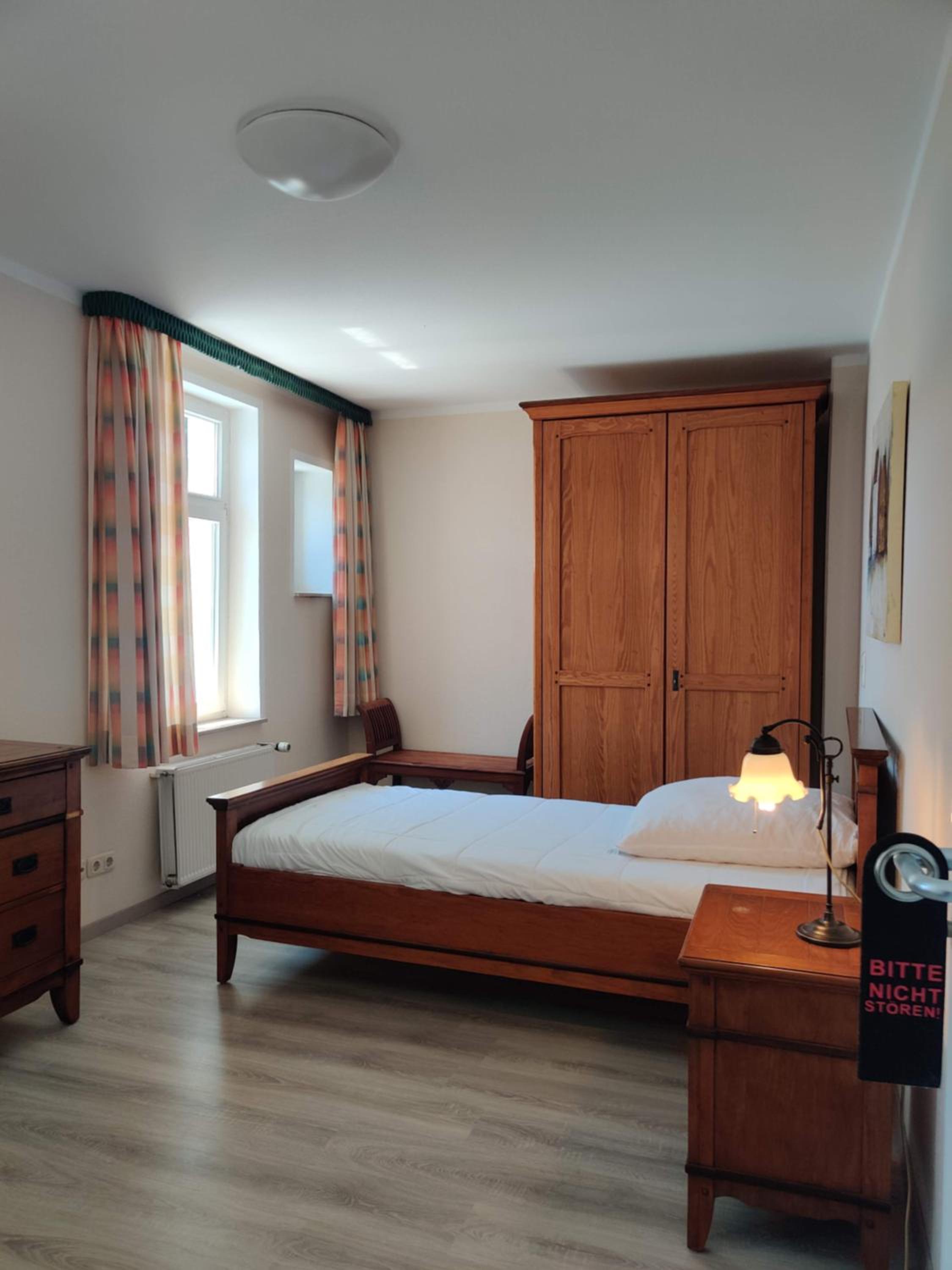 Single Room with Bathroom photo 1