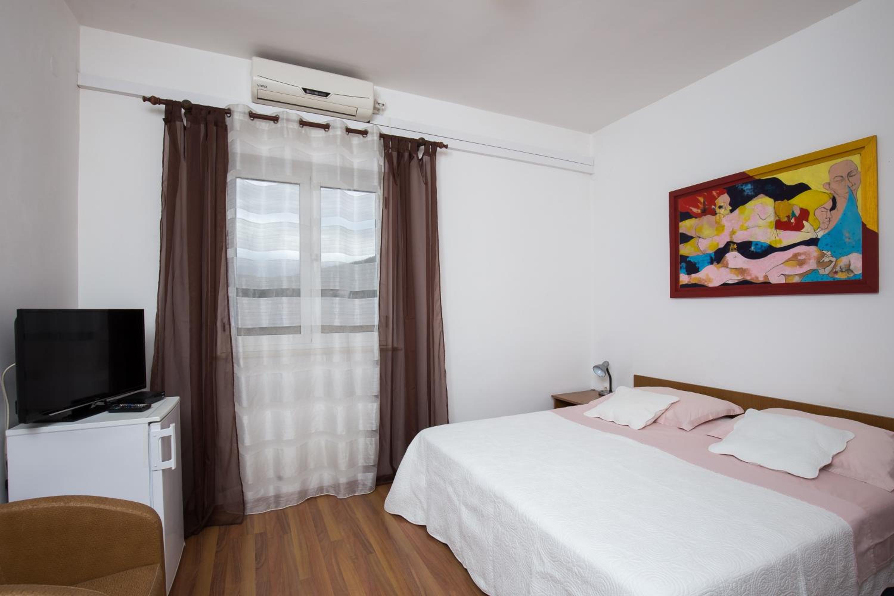 Double or Twin Room with Balcony and Sea View photo 1