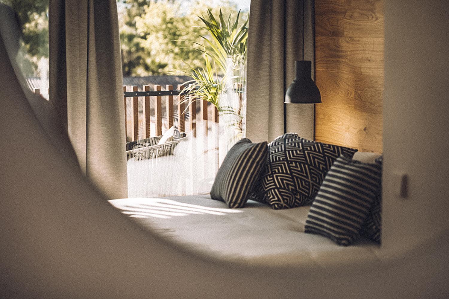 Premium Suite - Photo 3