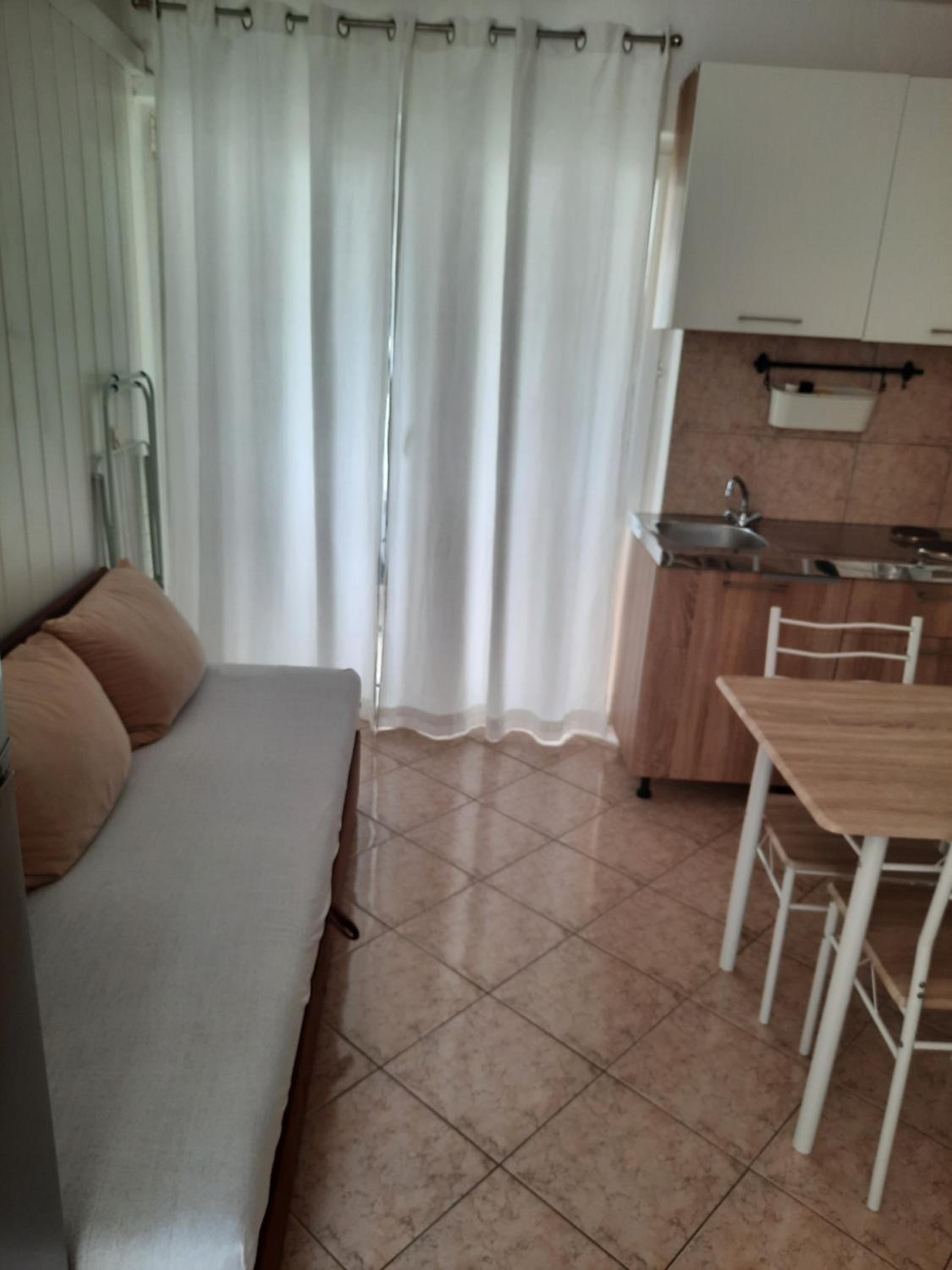 Two-Bedroom Apartment with Balcony and Sea View photo 3