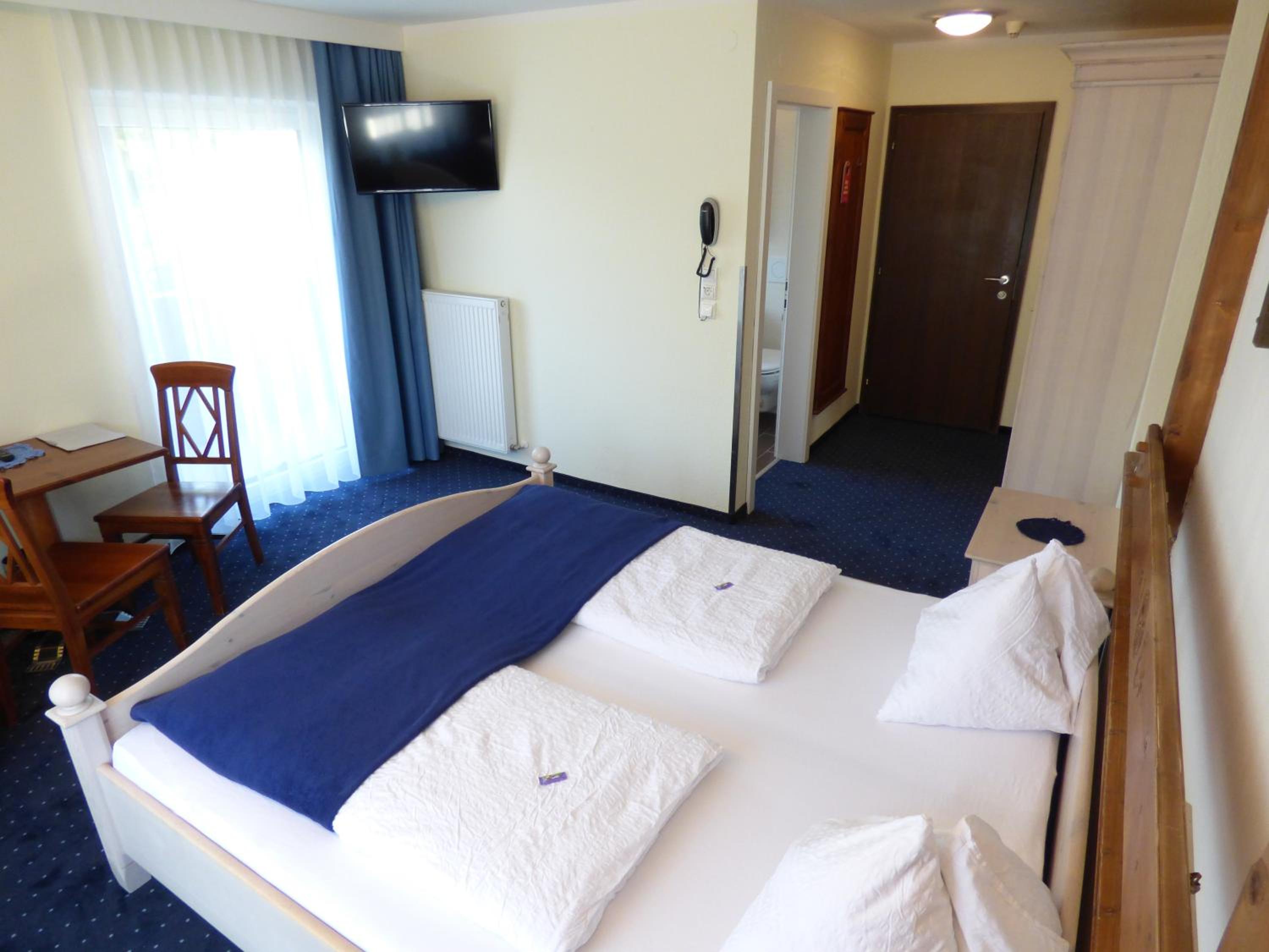 Double Room with Balcony photo 2