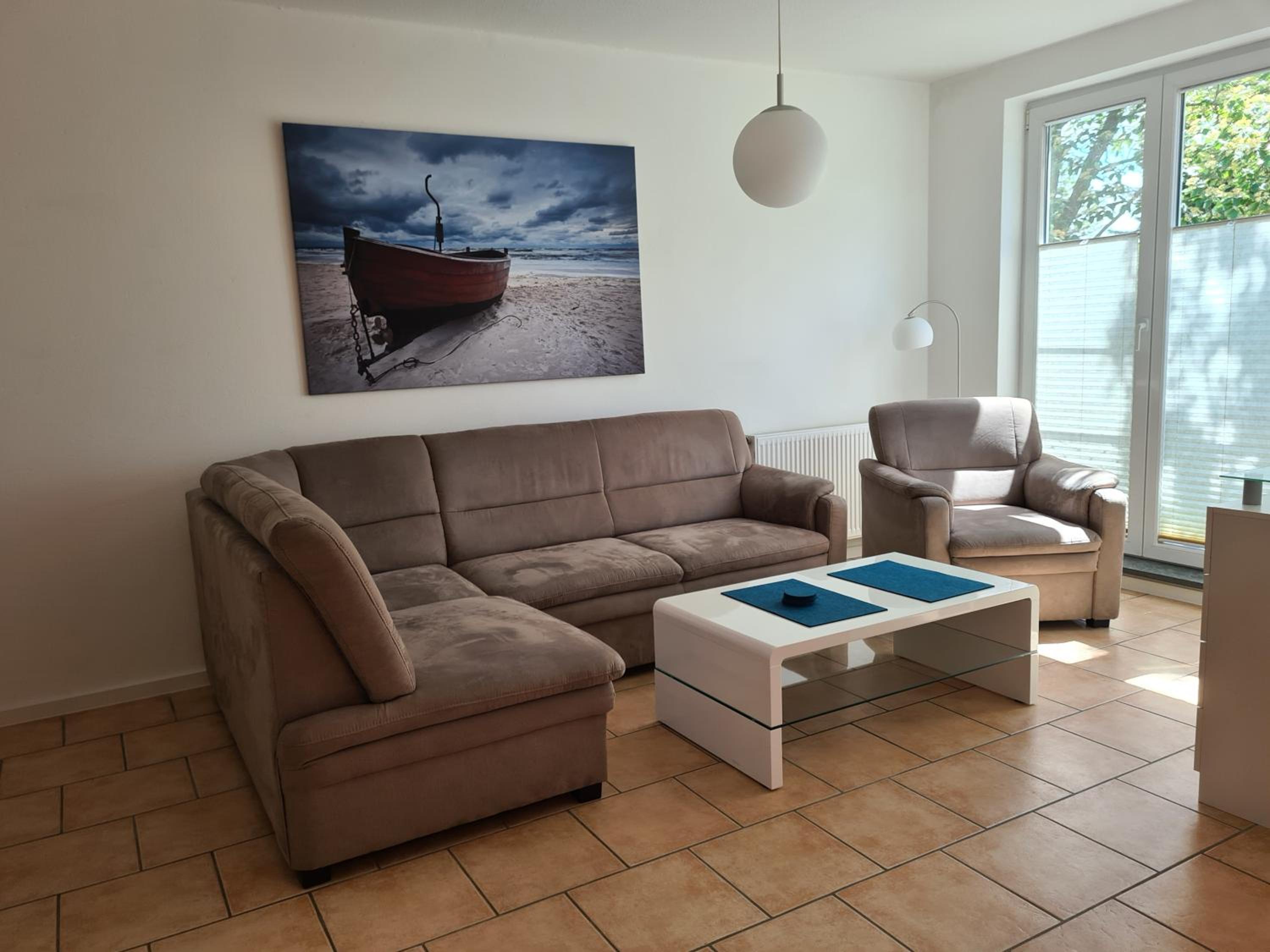 Two-Bedroom Apartment - Photo 30