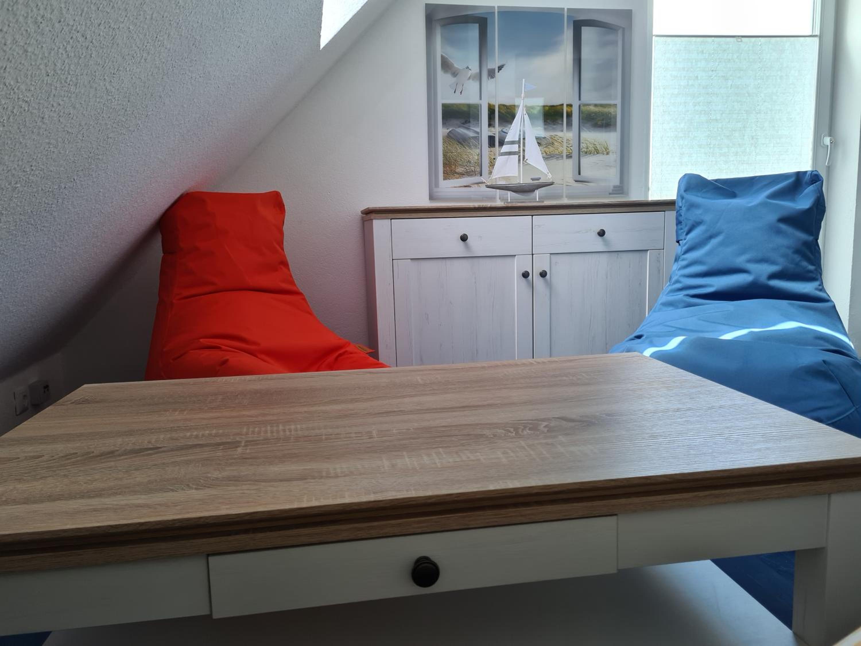 Two-Bedroom Apartment - Photo 21