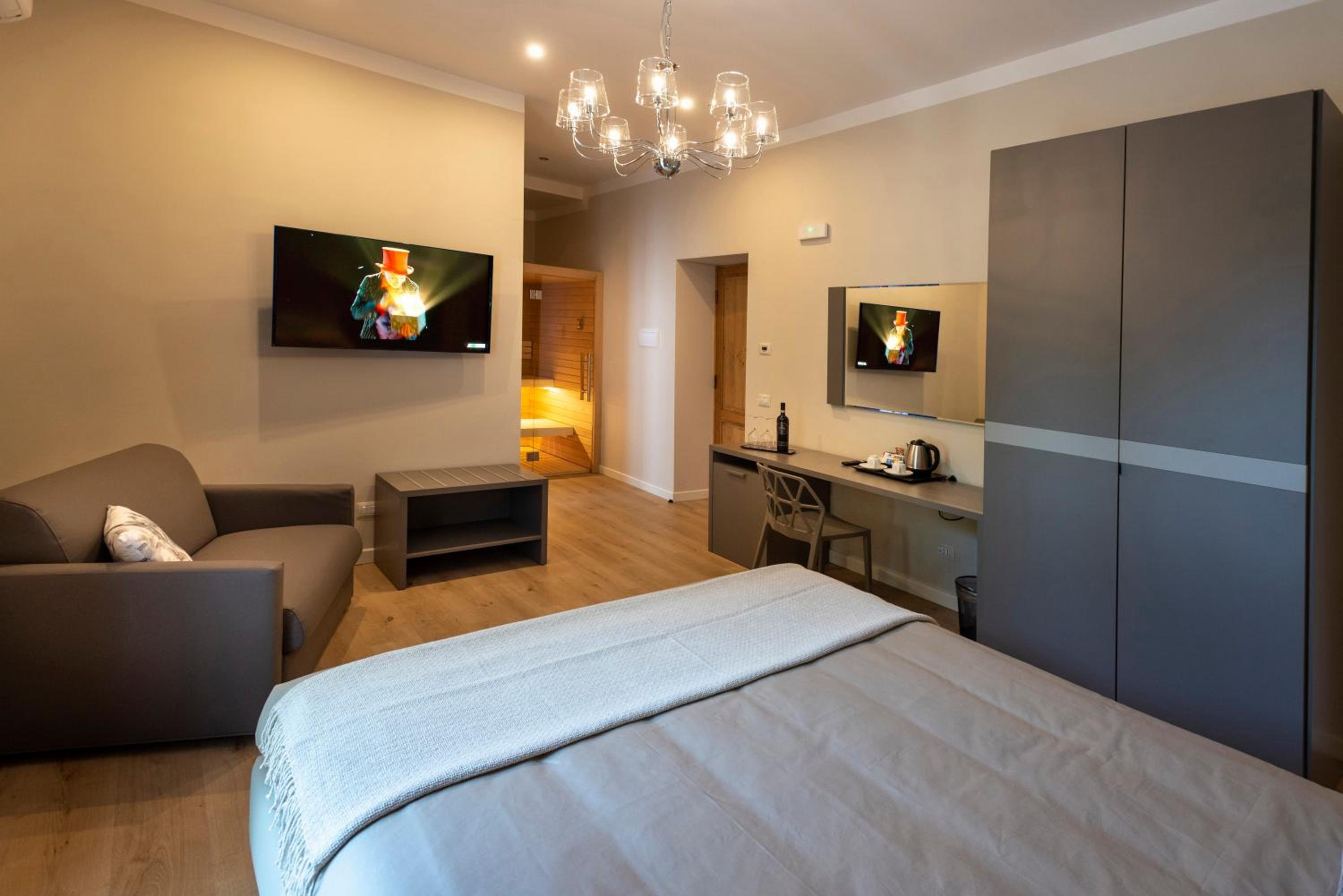 Double Room with Terrace - Photo 6