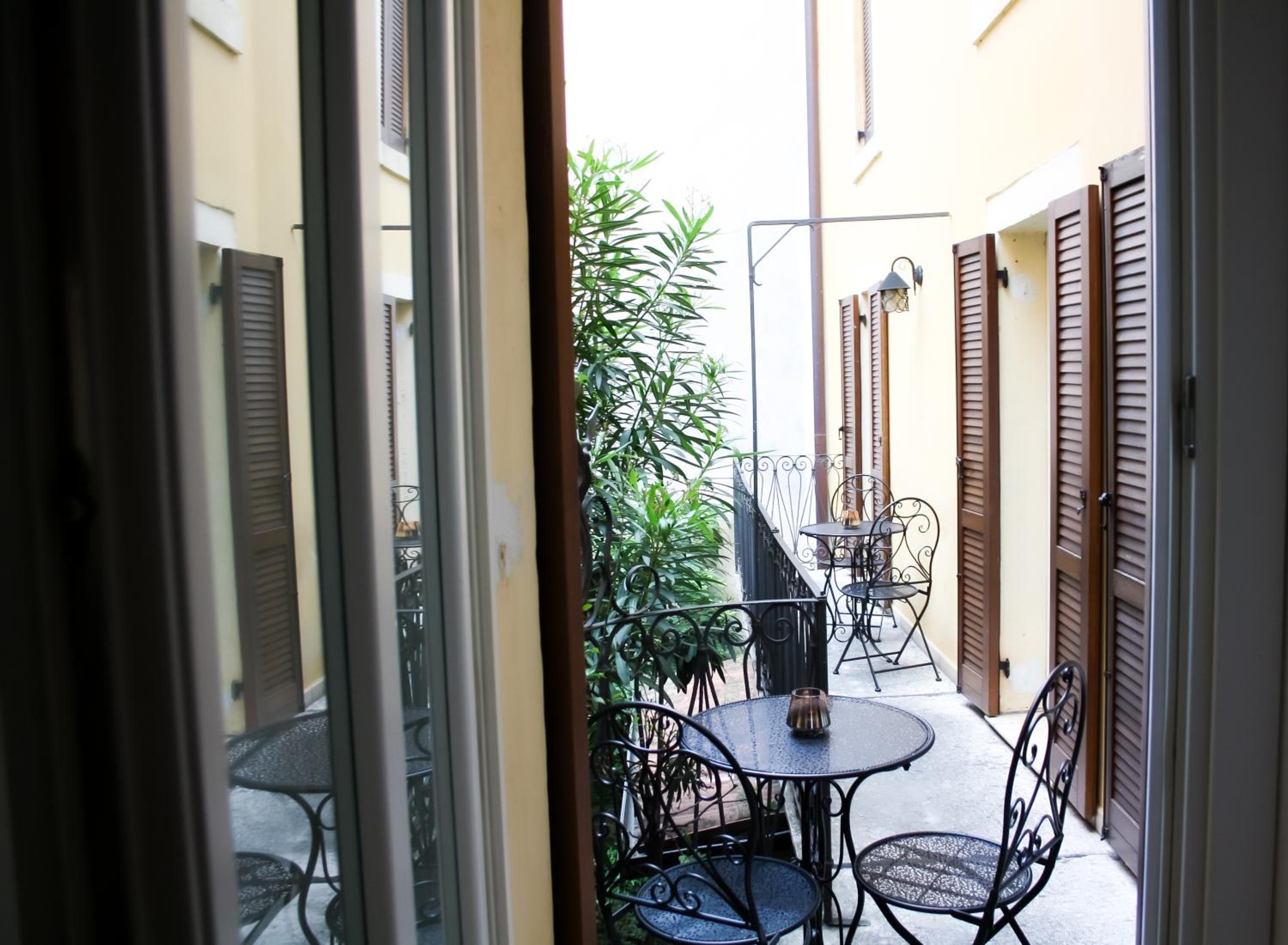 Triple Room - Photo 19