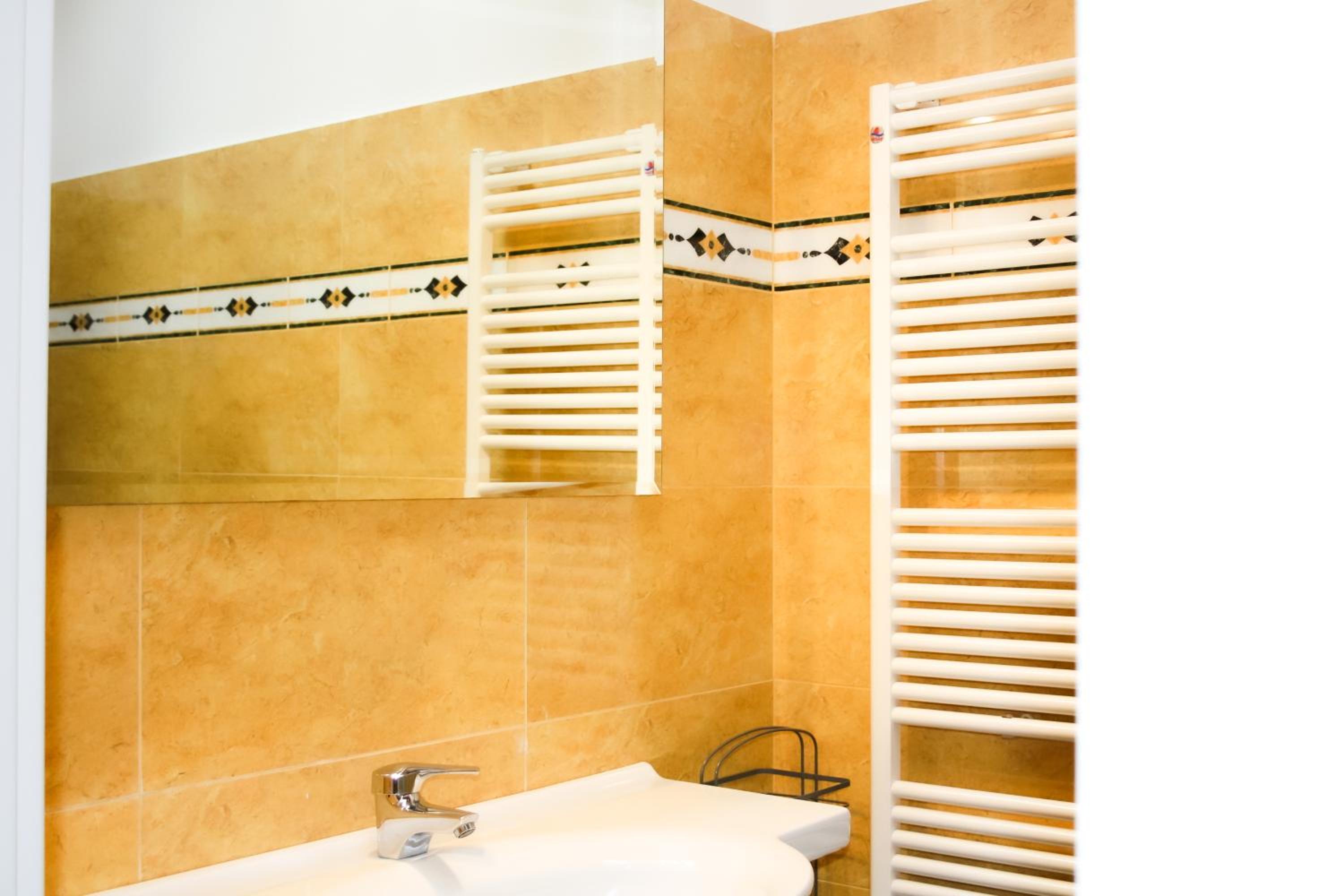 Triple Room - Photo 5