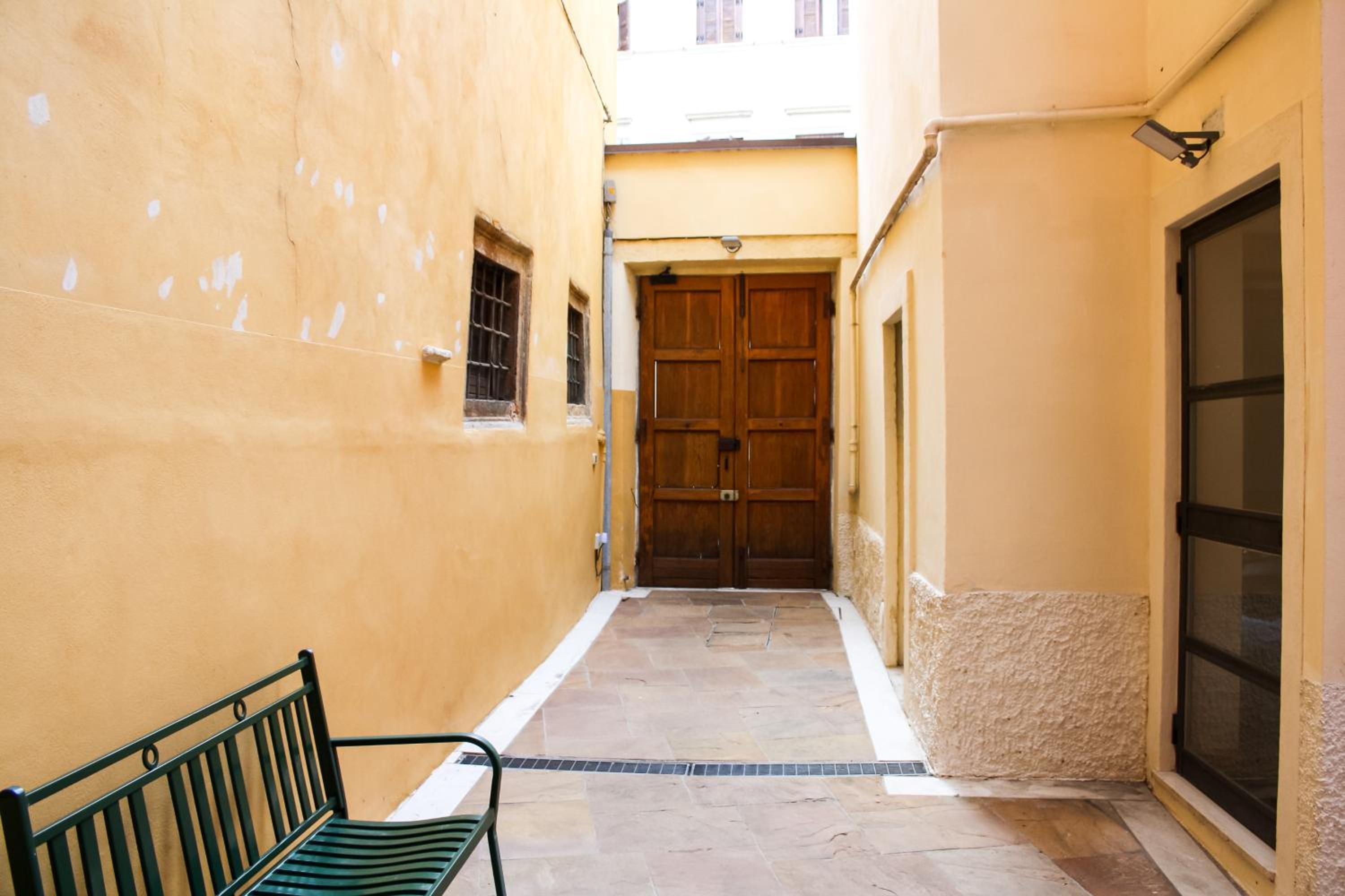 Triple Room - Photo 22