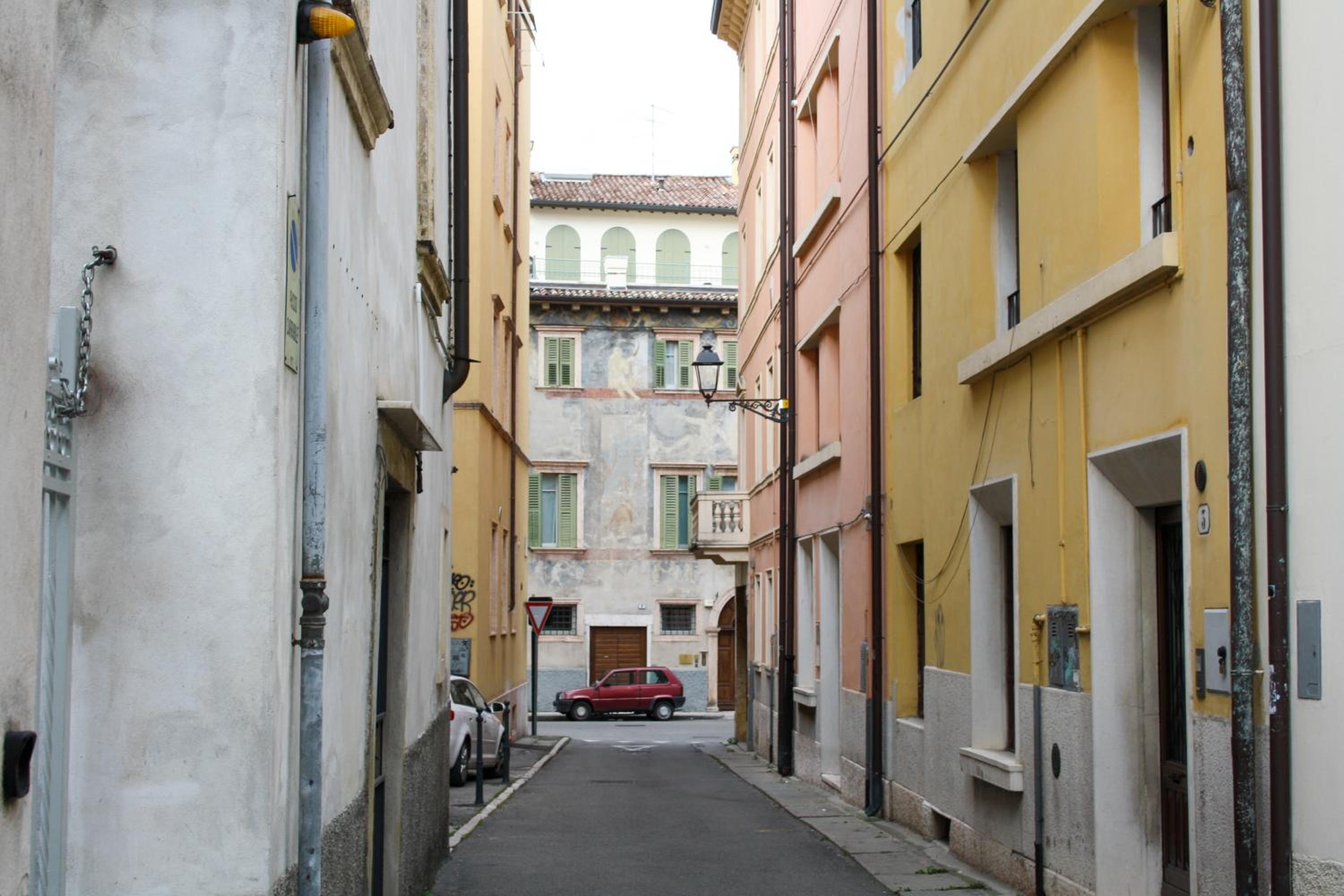Triple Room - Photo 12