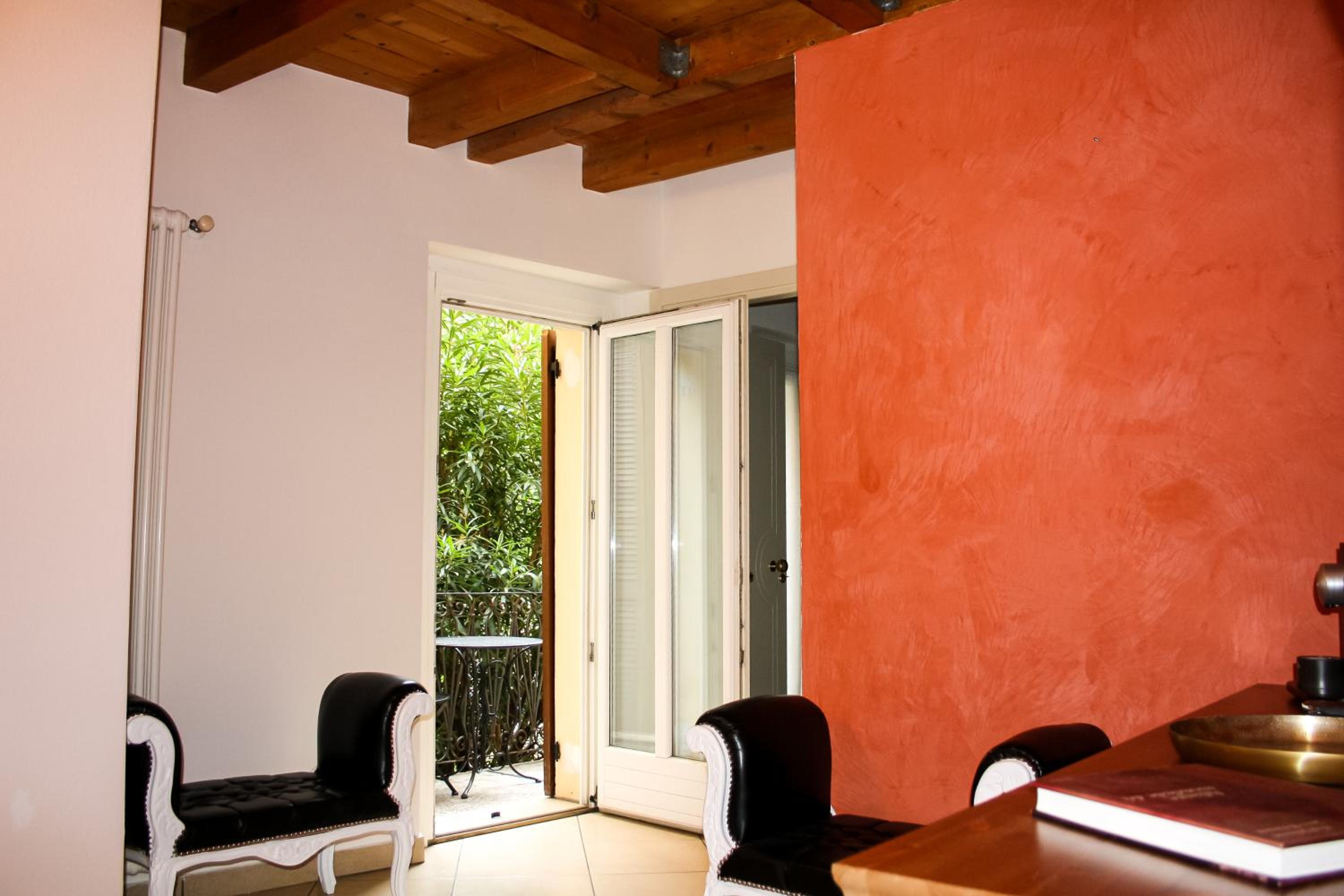 Triple Room - Photo 13