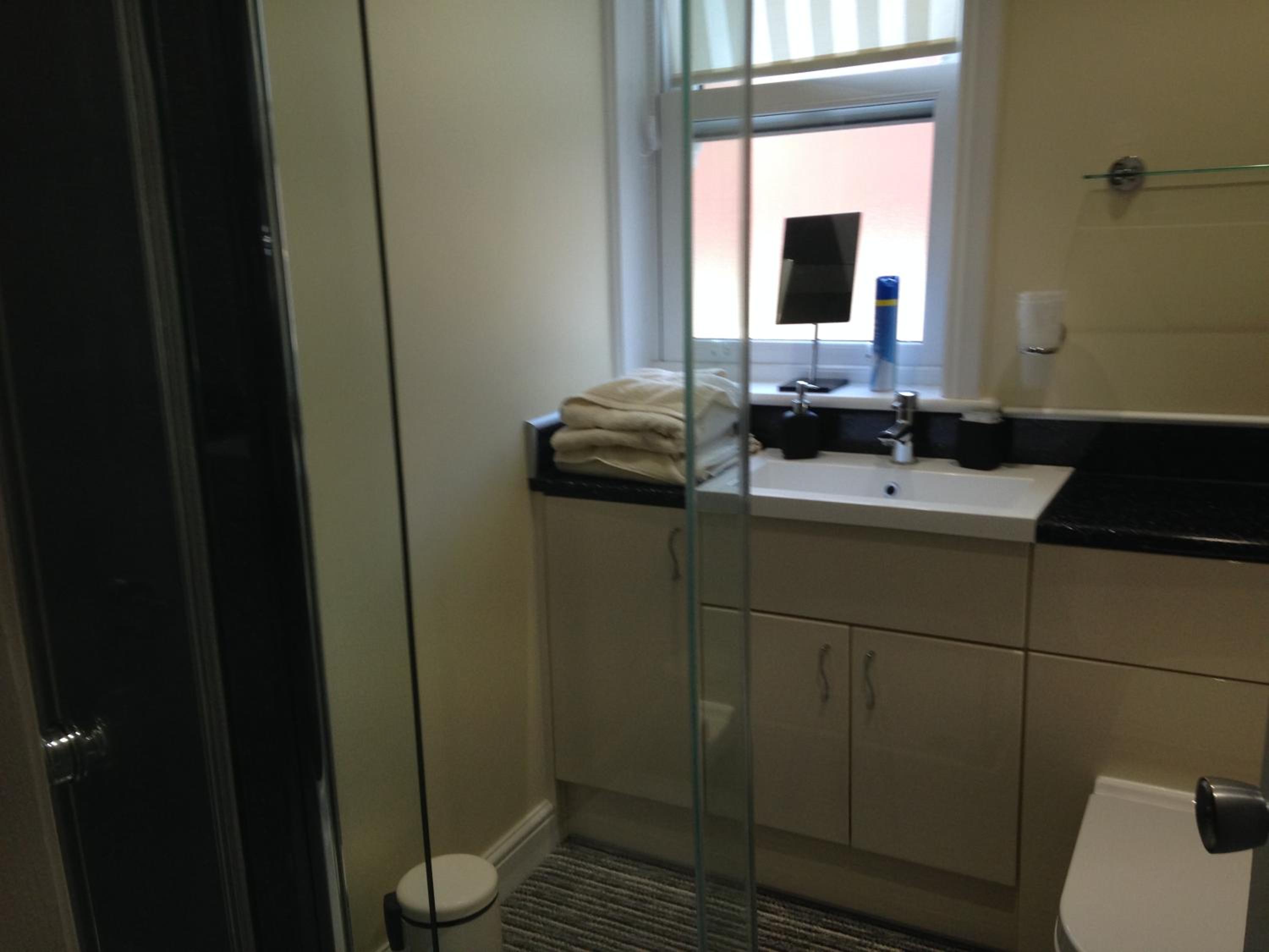 Double or Twin Room with Shower photo 2