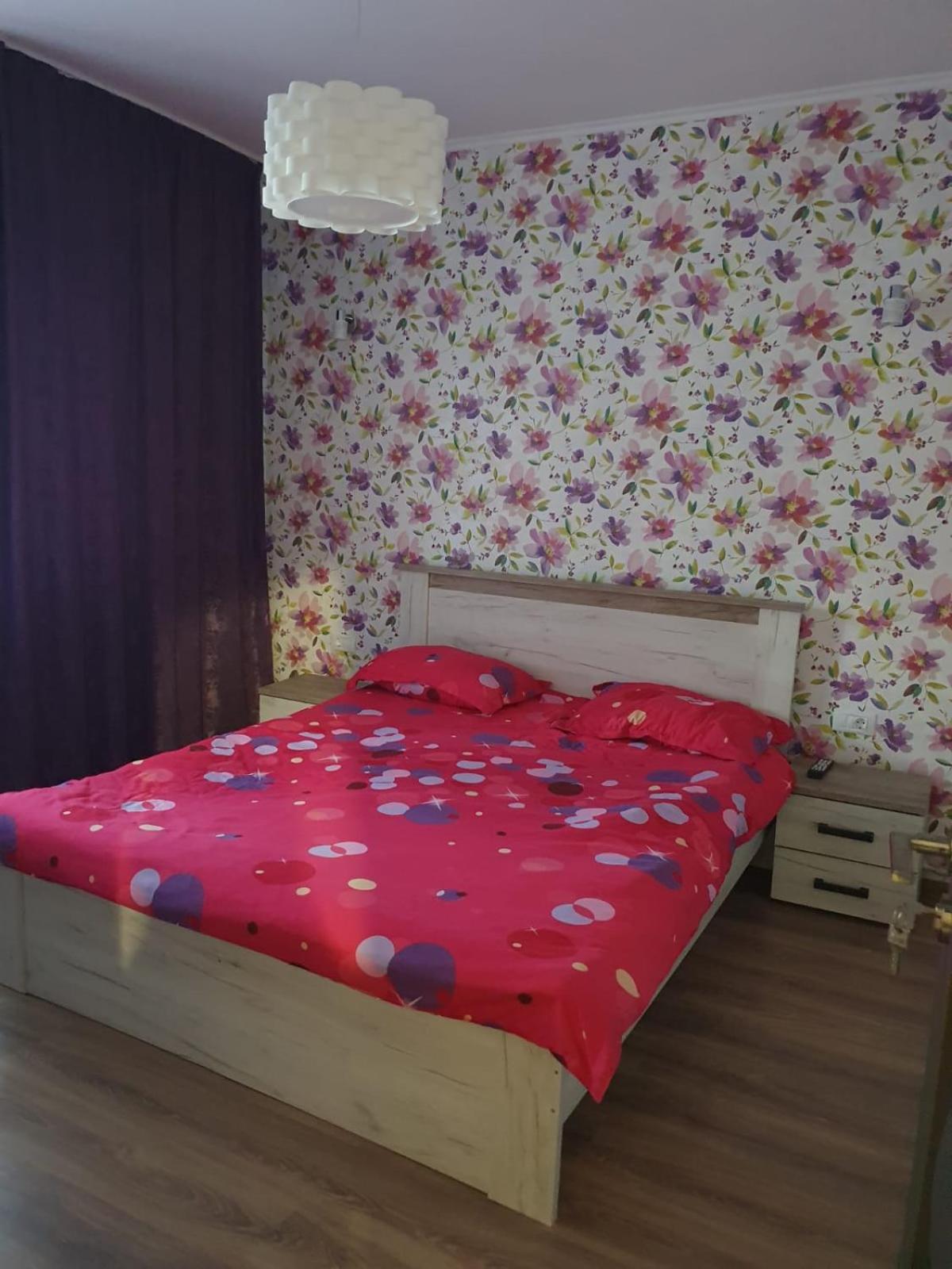 Two-Bedroom Apartment - Photo 3