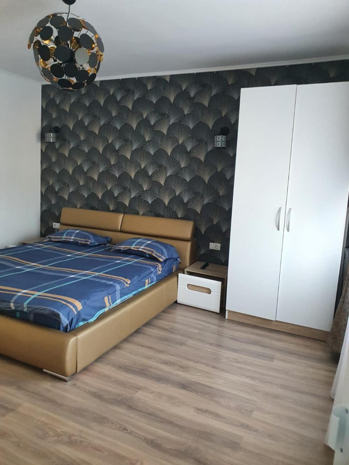 Two-Bedroom Apartment - Photo 18