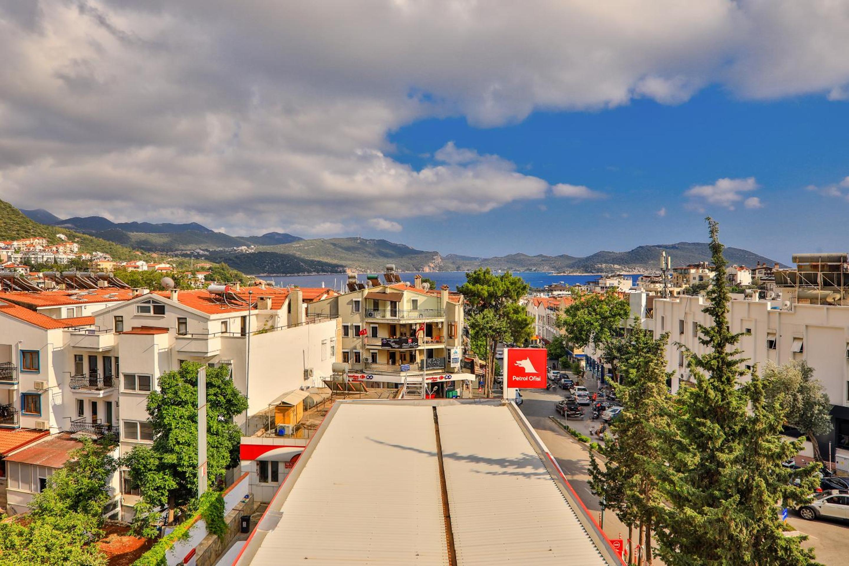Apartment with Sea View - Photo 11