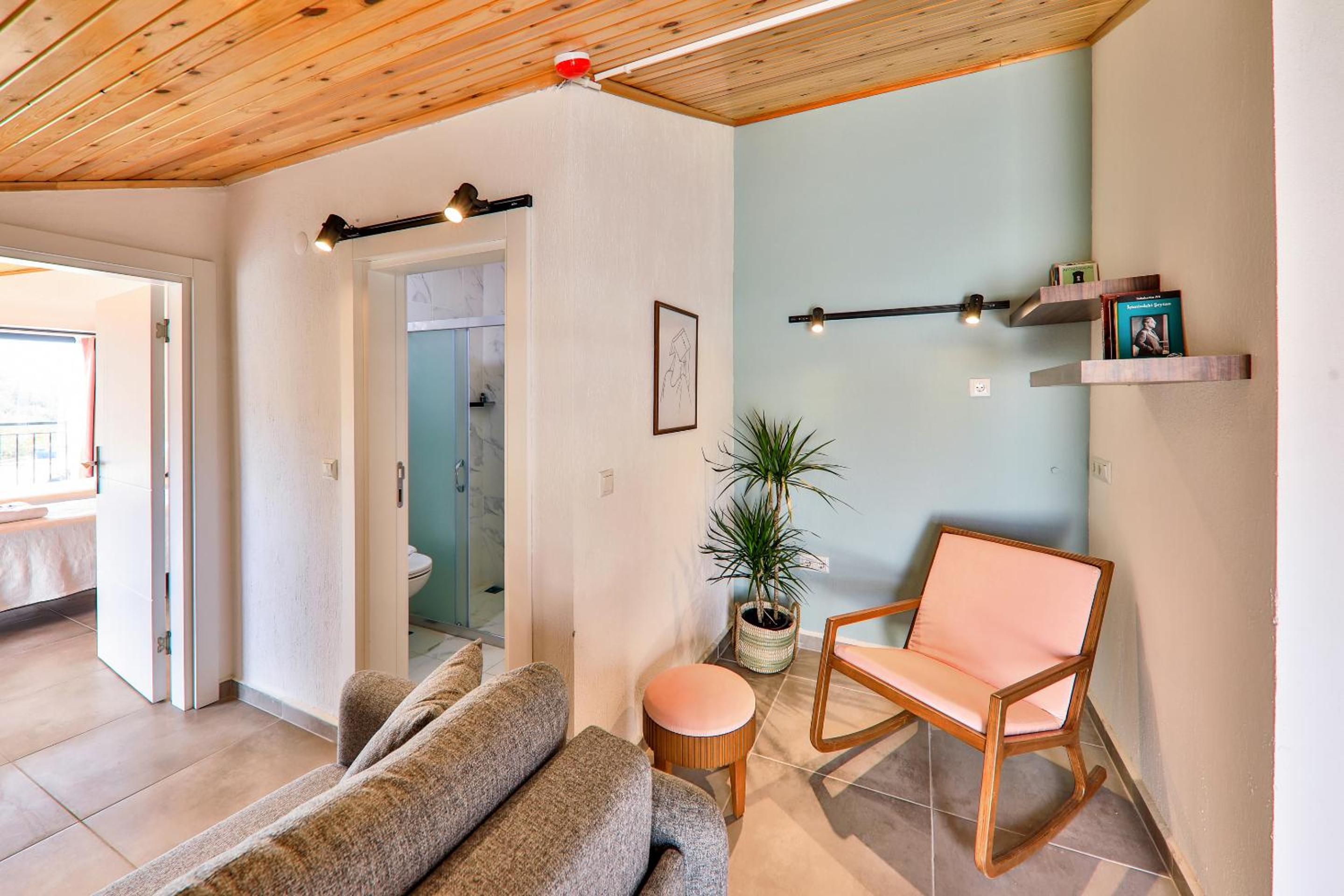 Apartment with Sea View - Photo 1