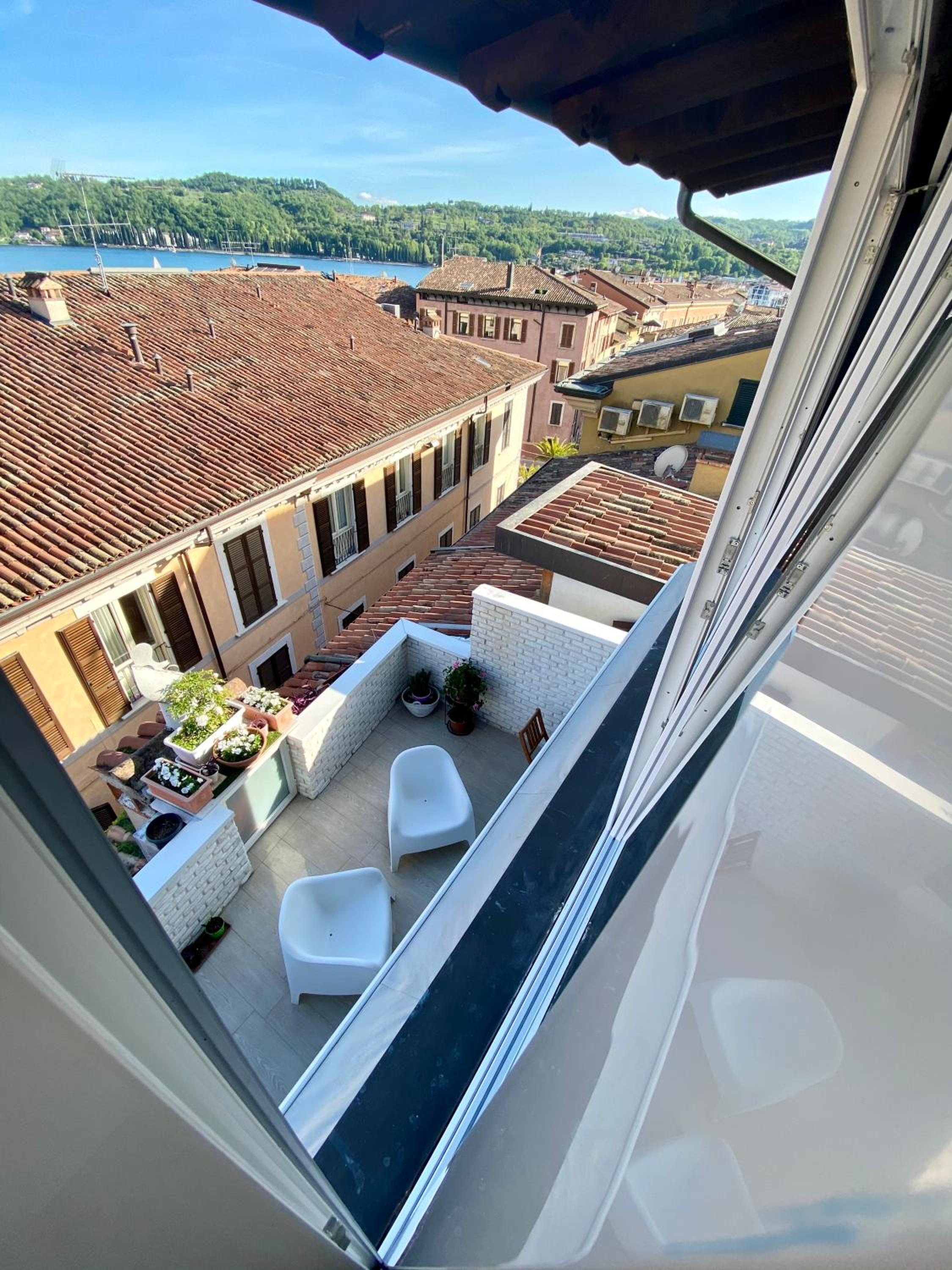 Two-Bedroom Penthouse Apartment with Terrace - Photo 61