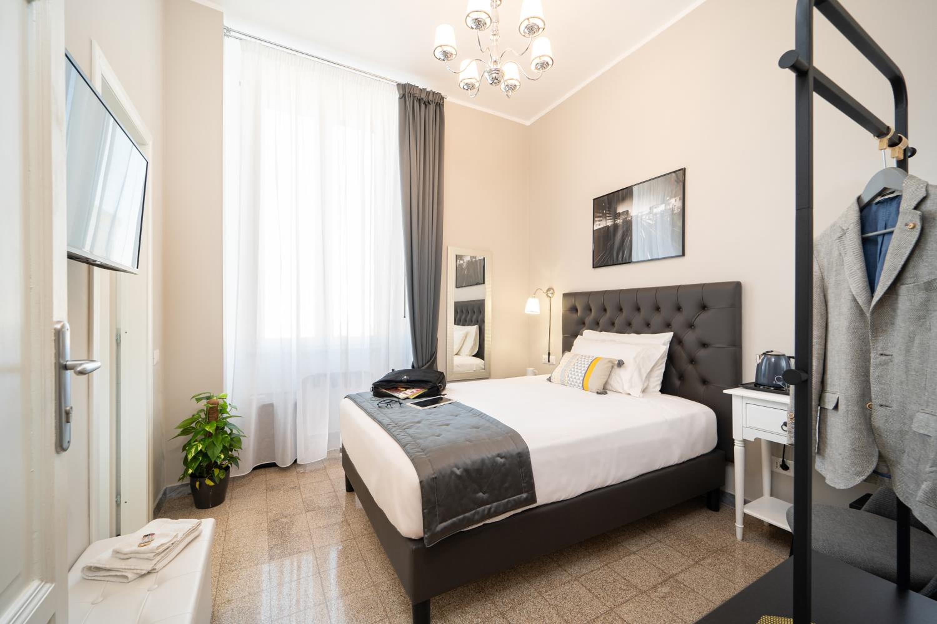Deluxe Single Room