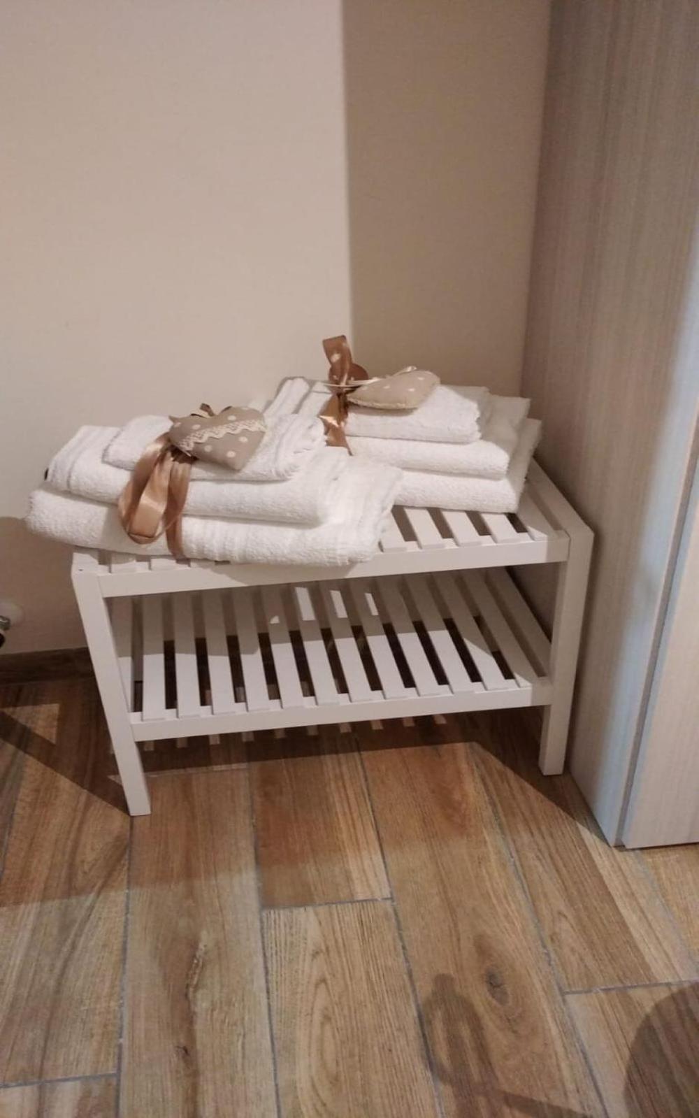 Two-Bedroom Apartment - Photo 22