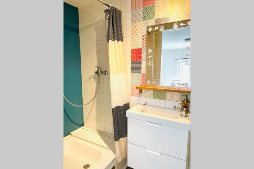Three-Bedroom Apartment - Photo 15