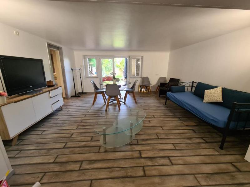 Family Room with Private Bathroom photo 1