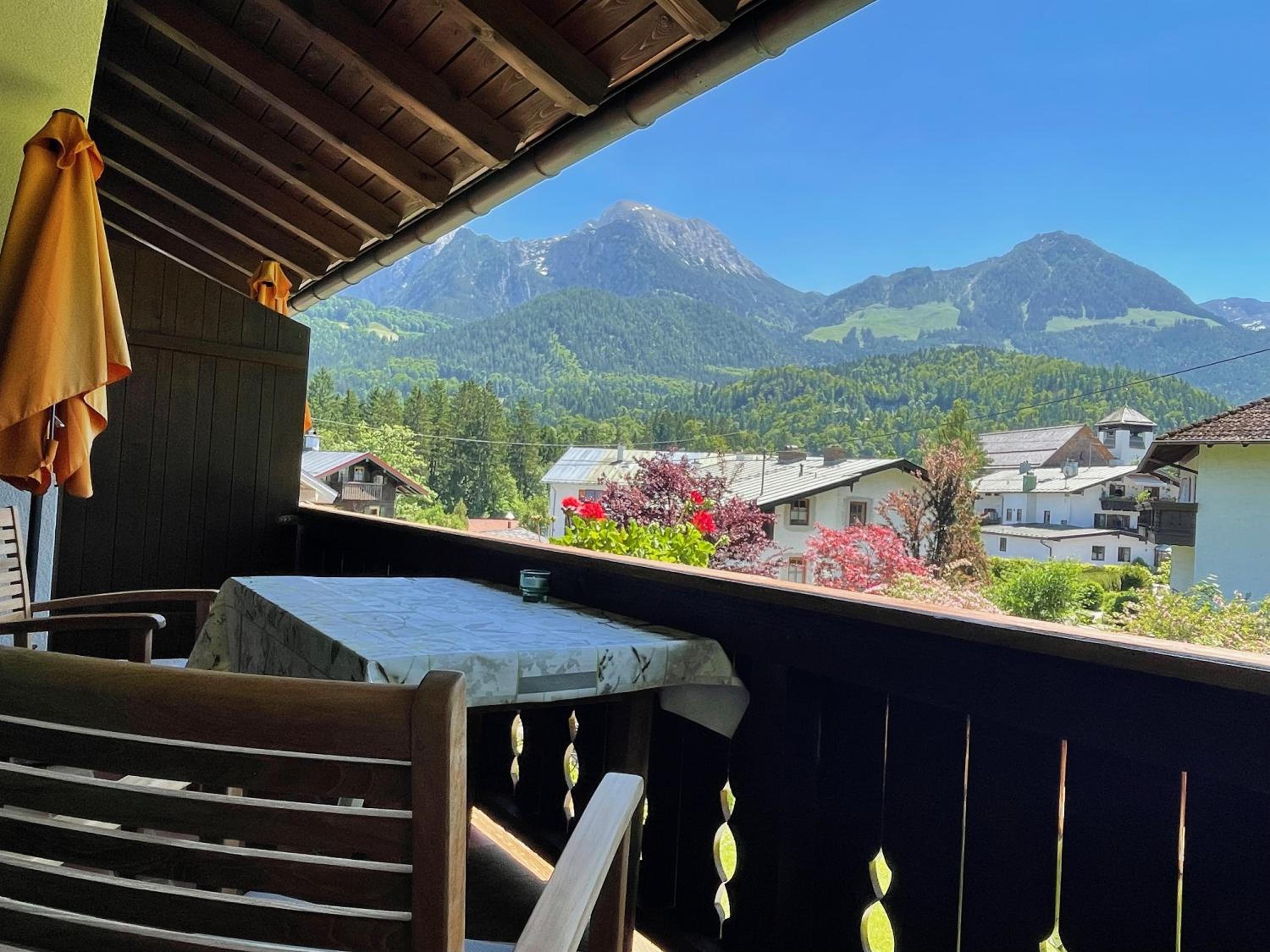 Apartment with Mountain View - No. 4 photo 3