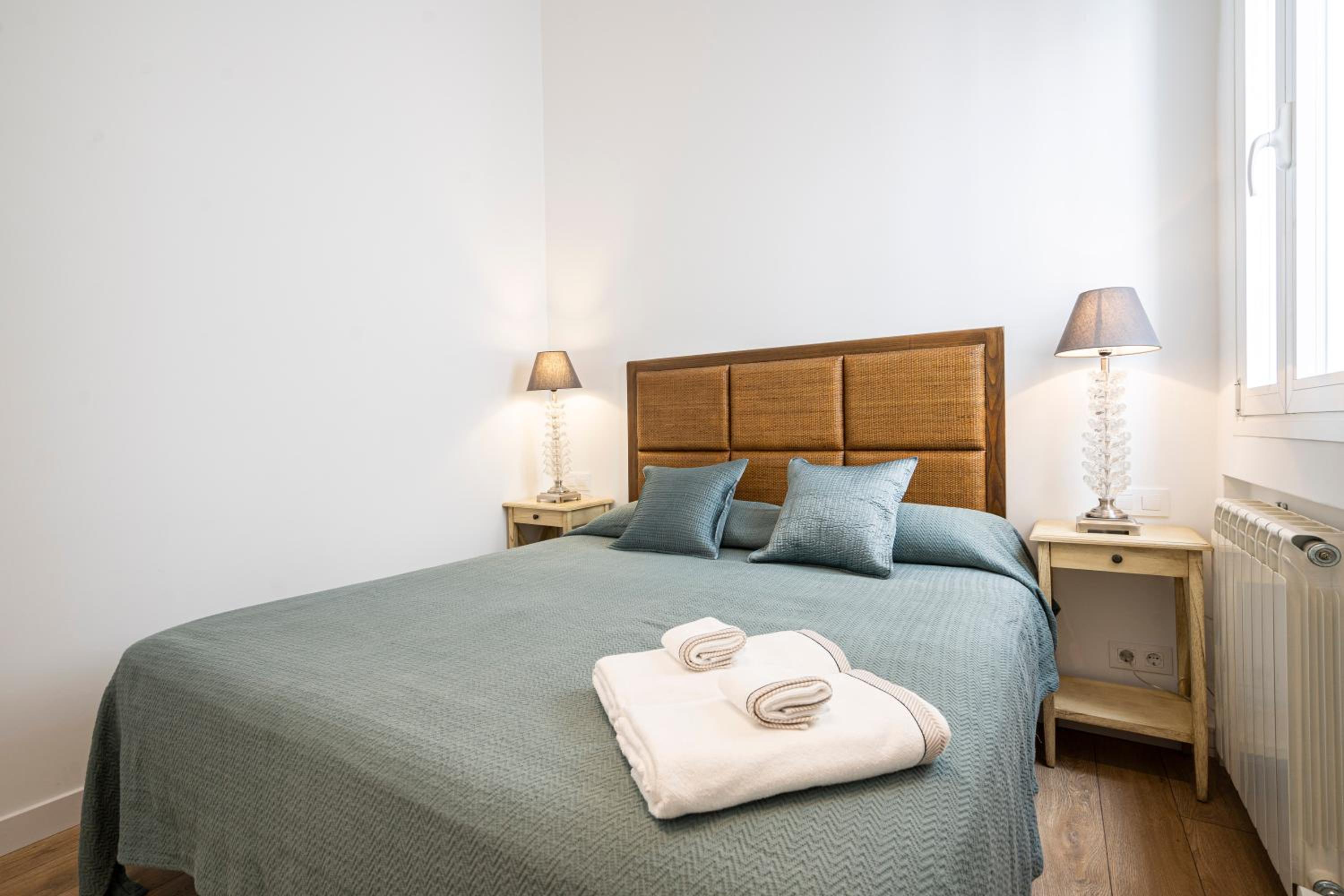 Three-Bedroom Apartment - Photo 38