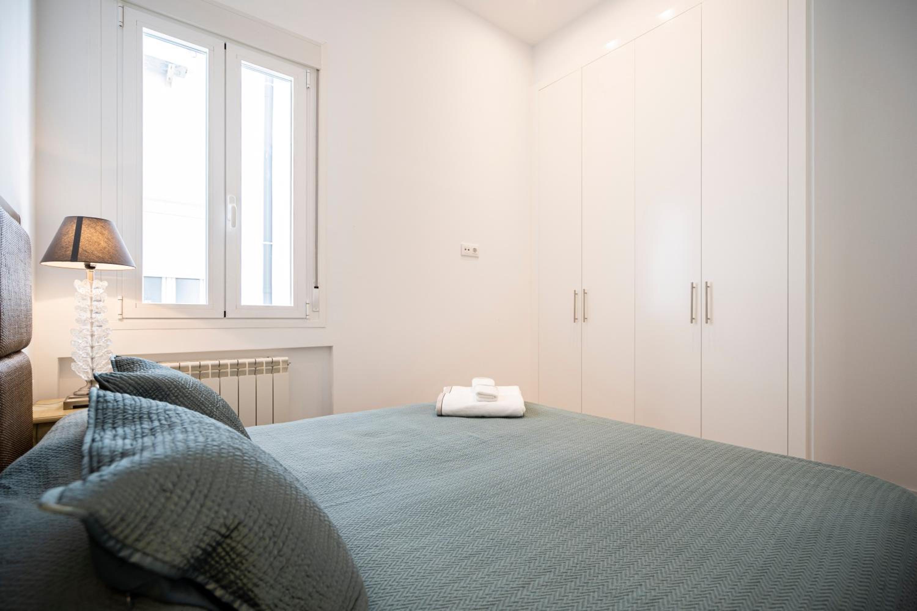 Three-Bedroom Apartment - Photo 39