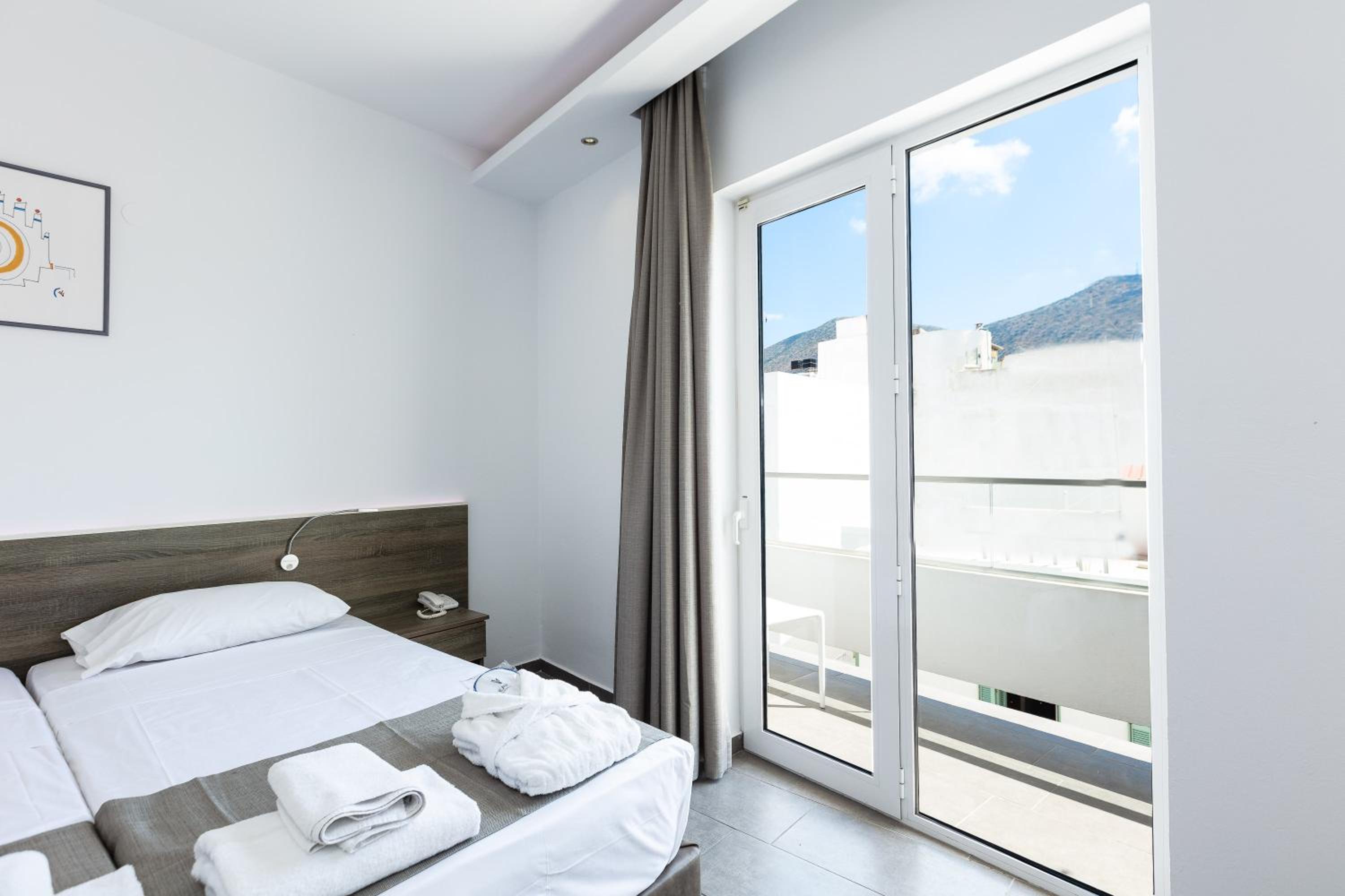 Triple Room photo 3