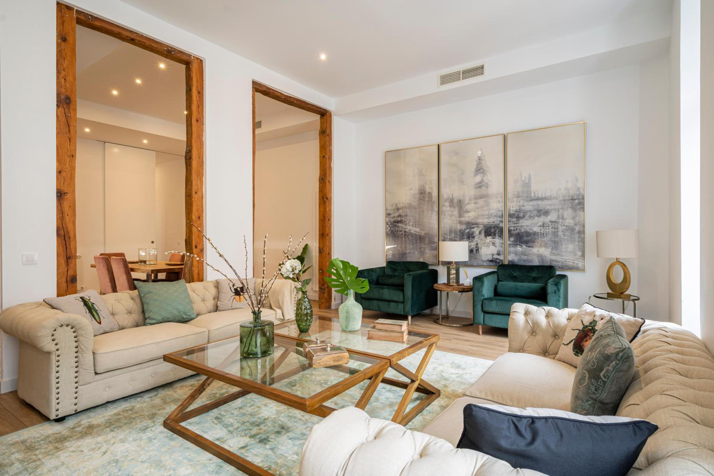 Three-Bedroom Apartment - Photo 9