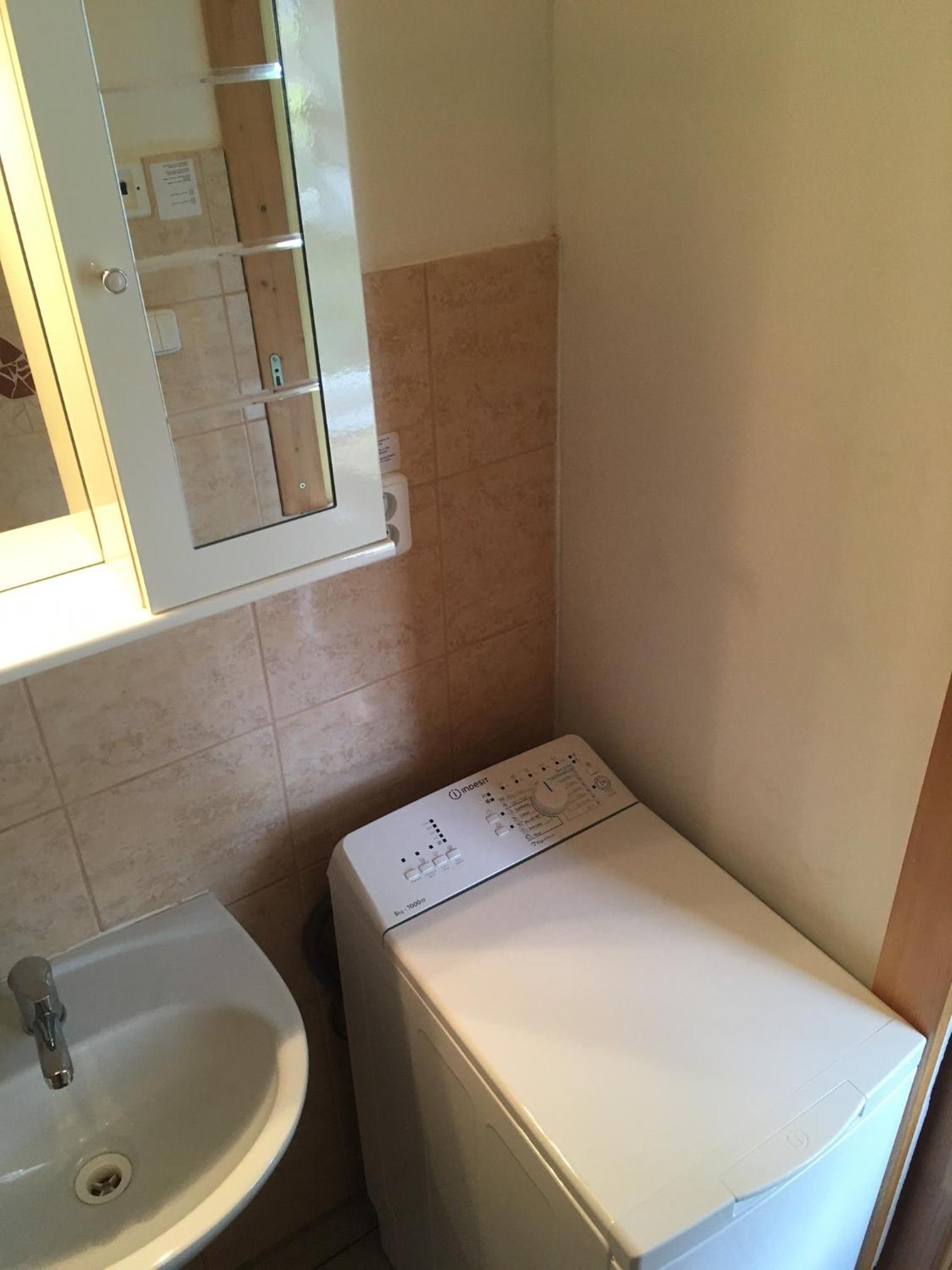 One-Bedroom Apartment - Photo 17