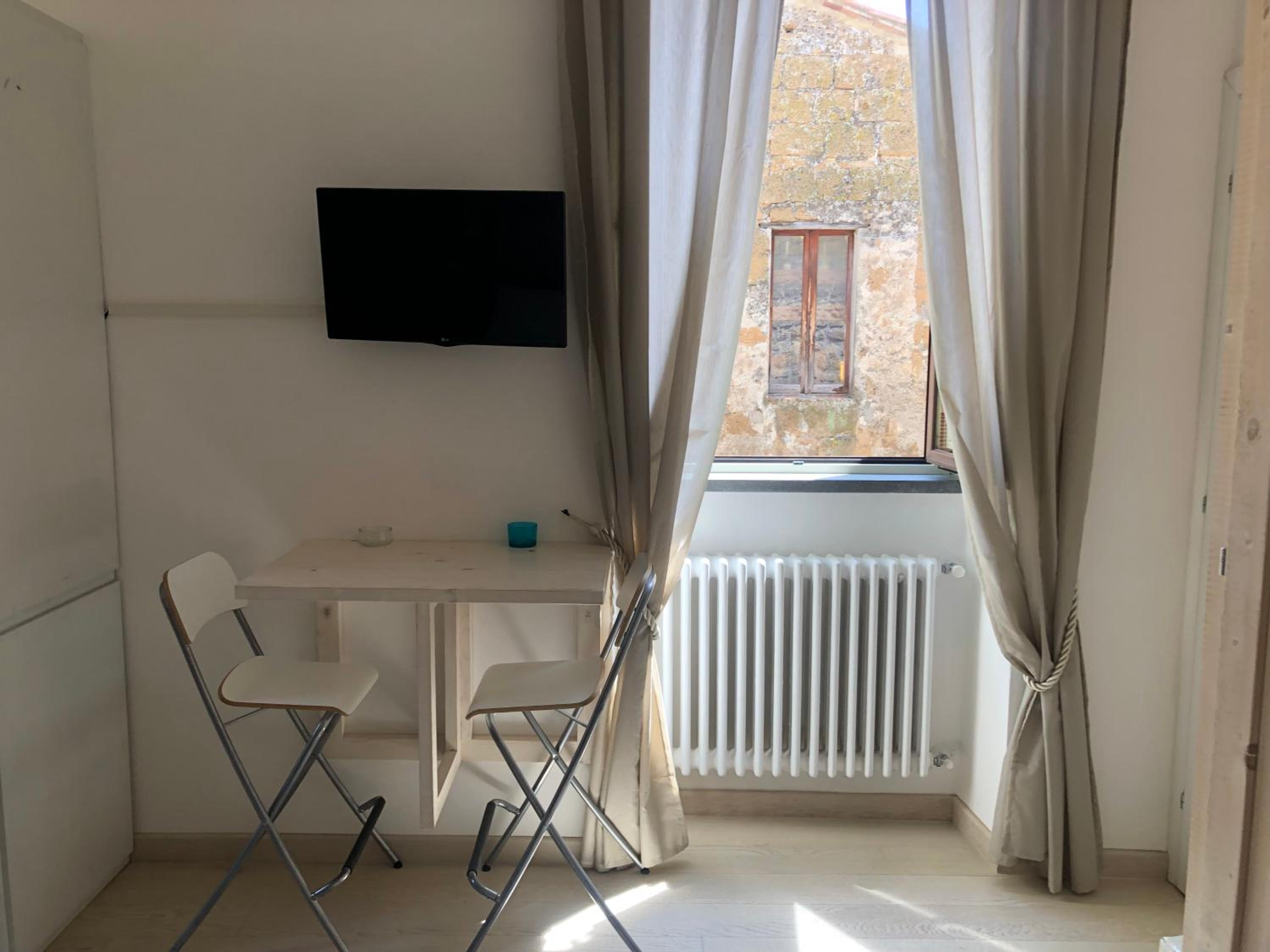 Studio Apartment photo 1