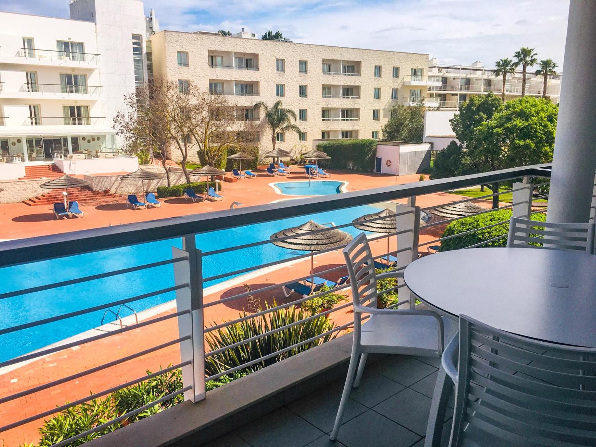 Two-Bedroom Apartment with Pool or Marina View (3 Stars) - Photo 3