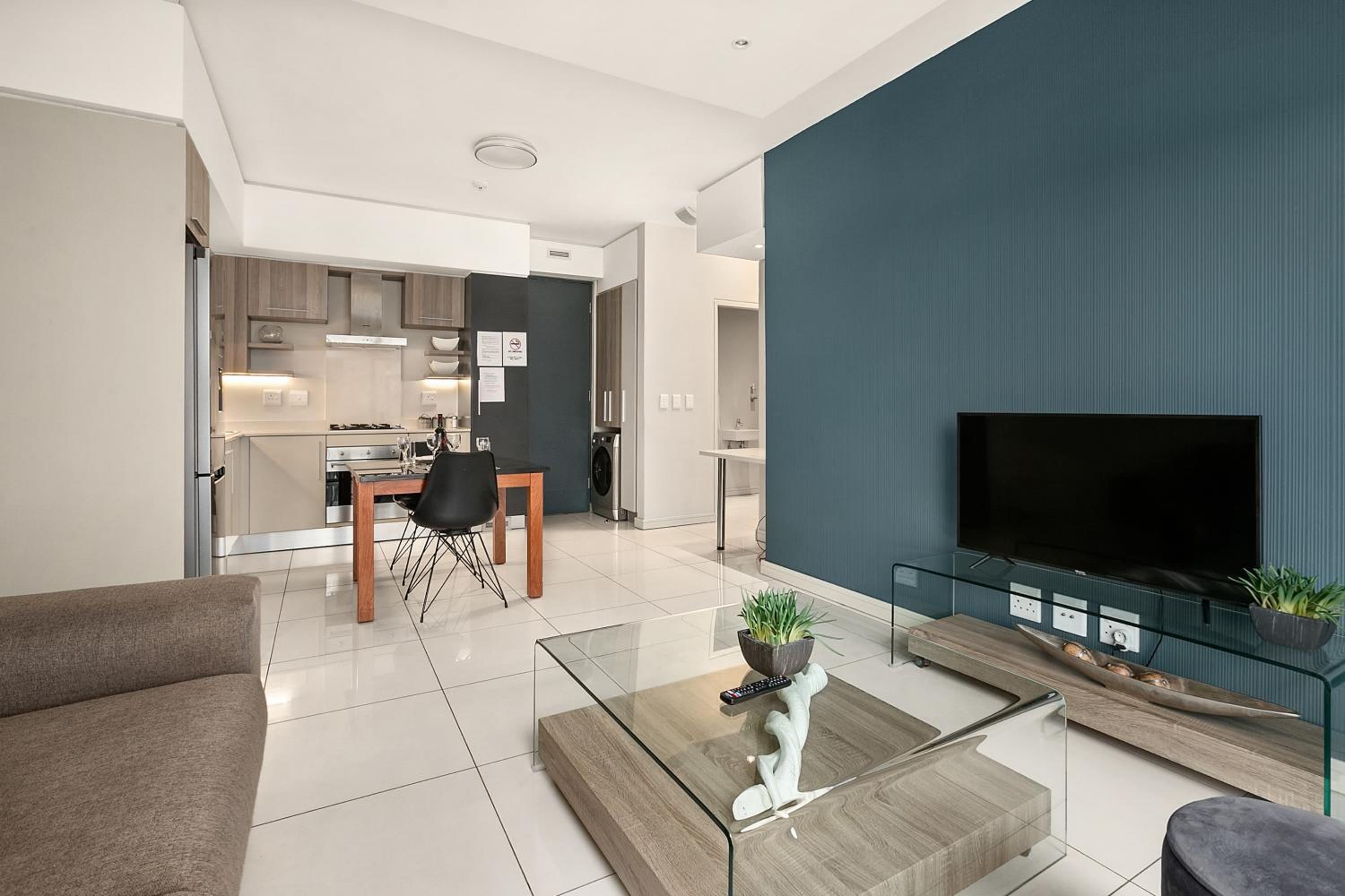 Apartment photo 3