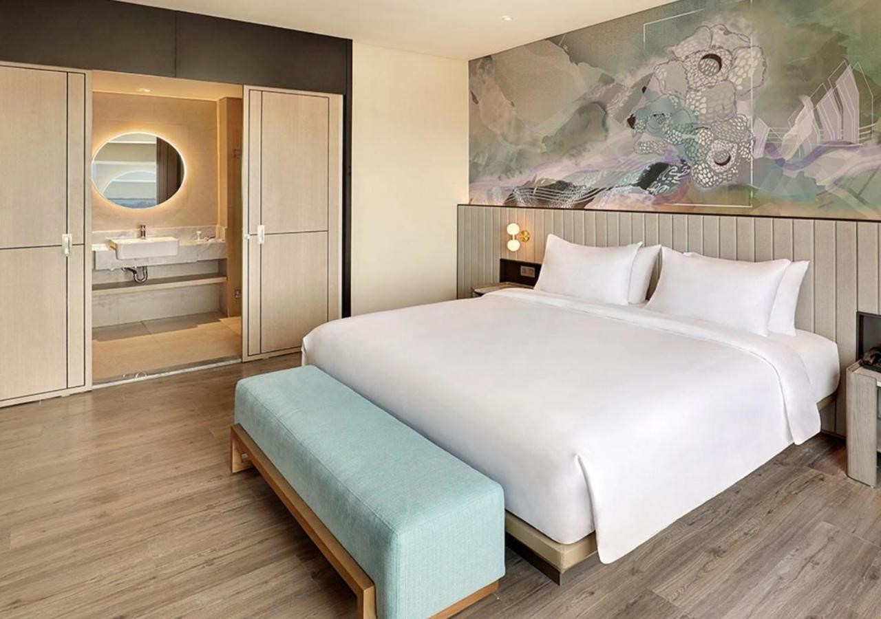 Executive King Suite - Photo 6