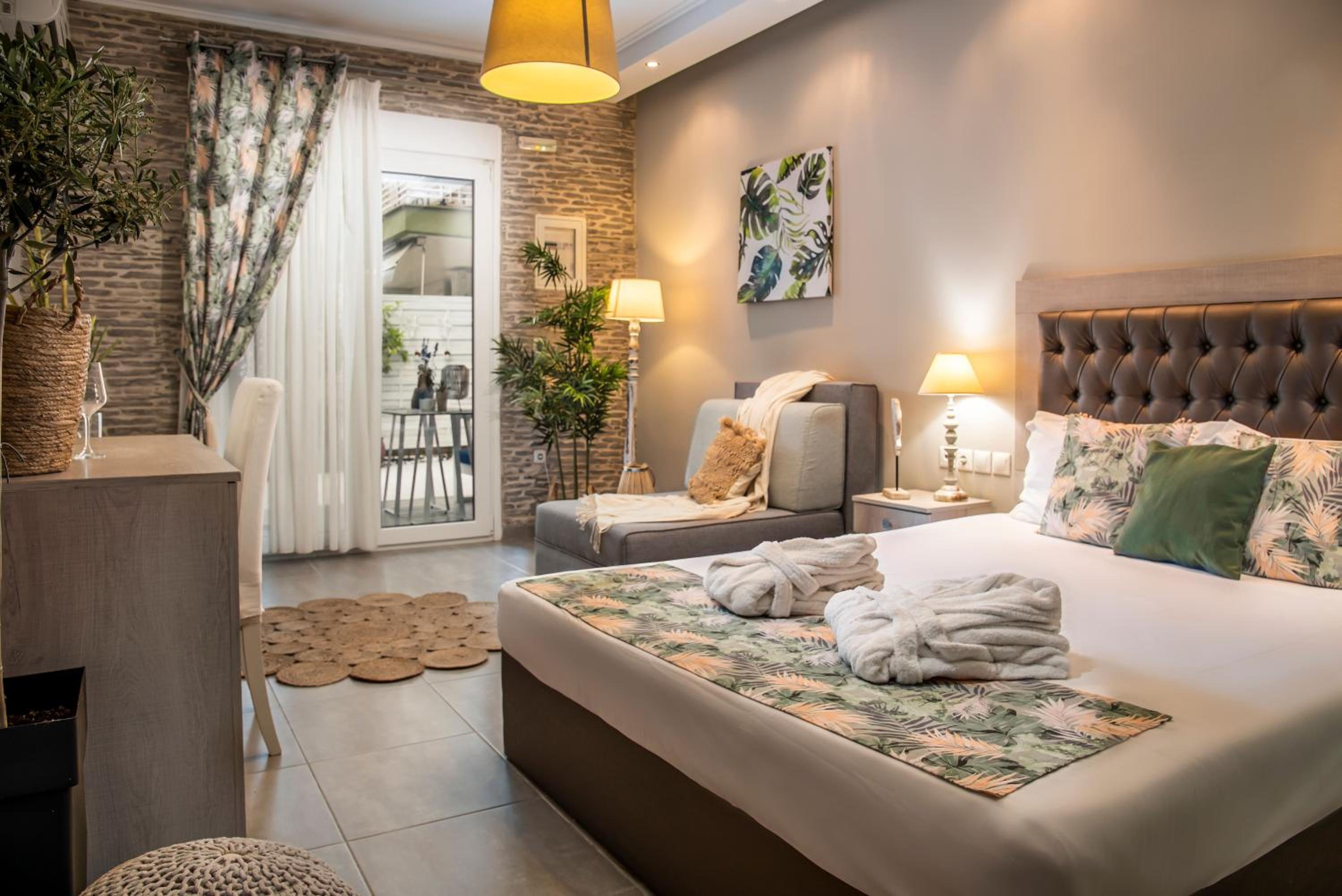 Junior Suite with Garden View photo 1